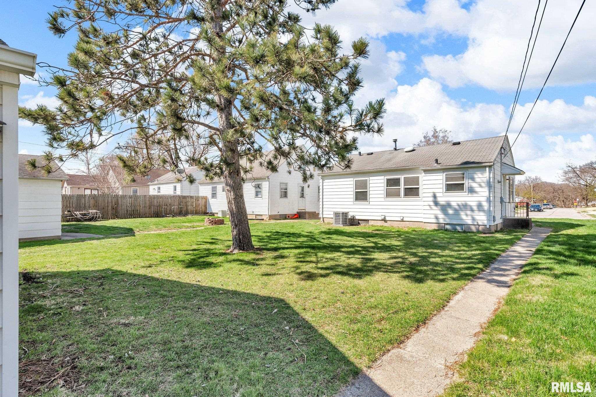 1440 33rd Street, Moline, Illinois image 20