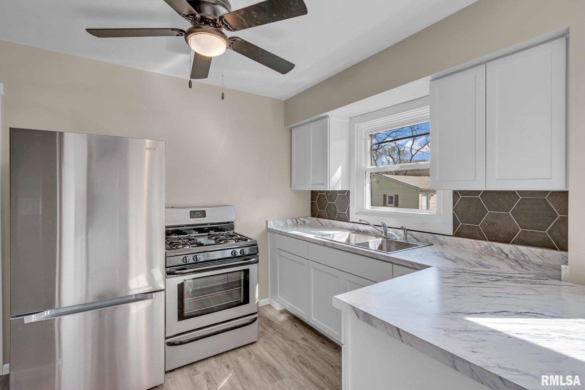 1440 33rd Street, Moline, Illinois image 9