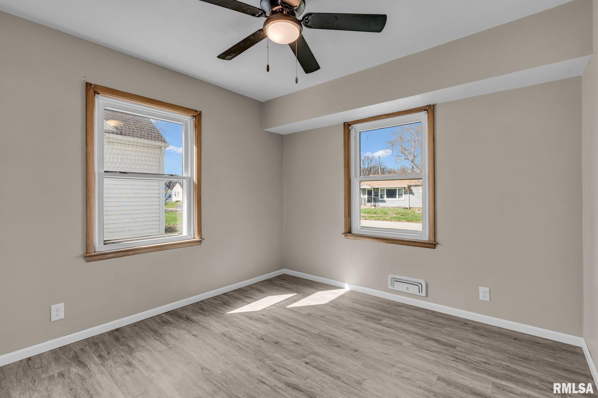 1440 33rd Street, Moline, Illinois image 12