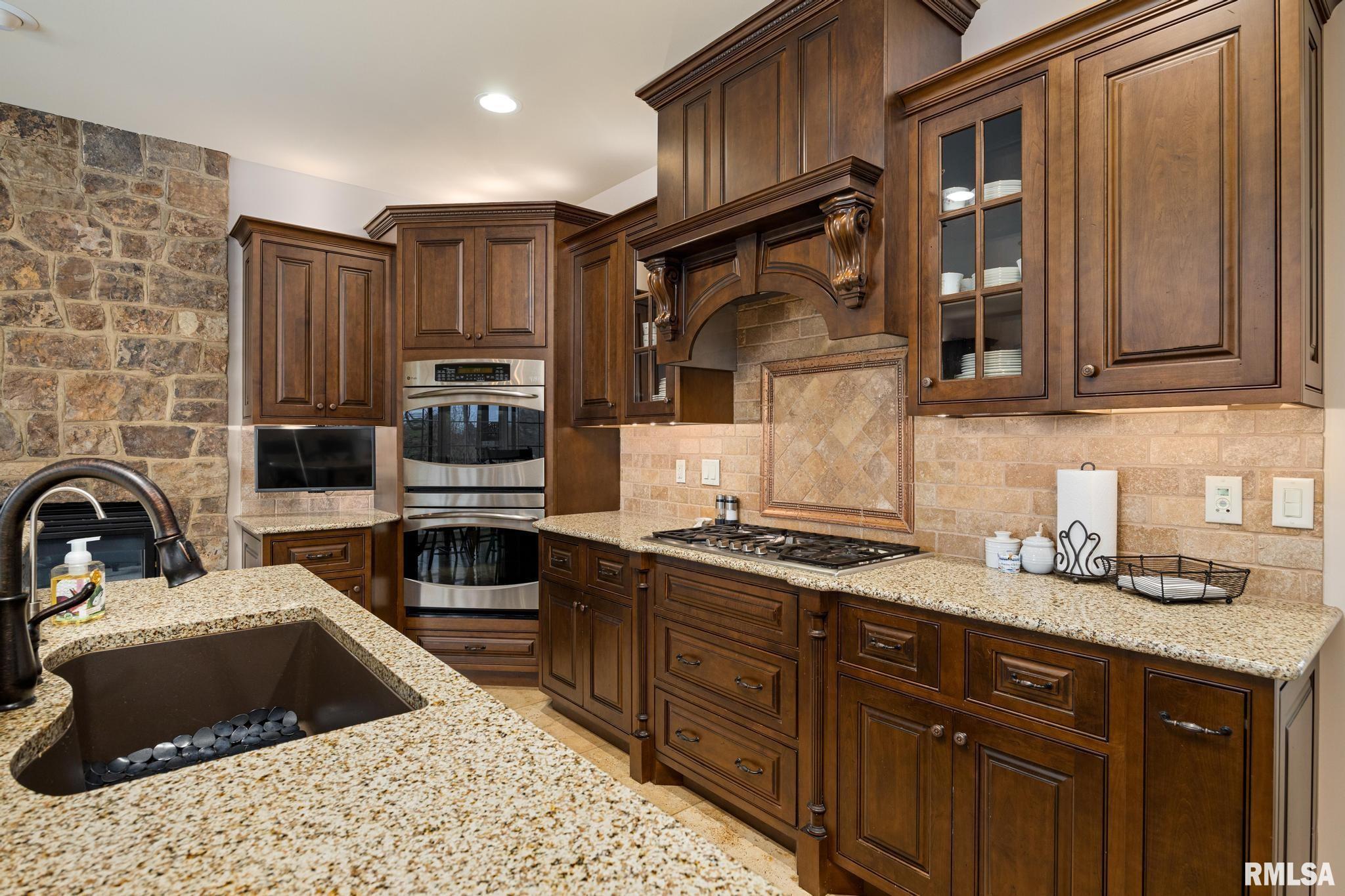 6410 W Stonebrook Drive, Edwards, Illinois image 14