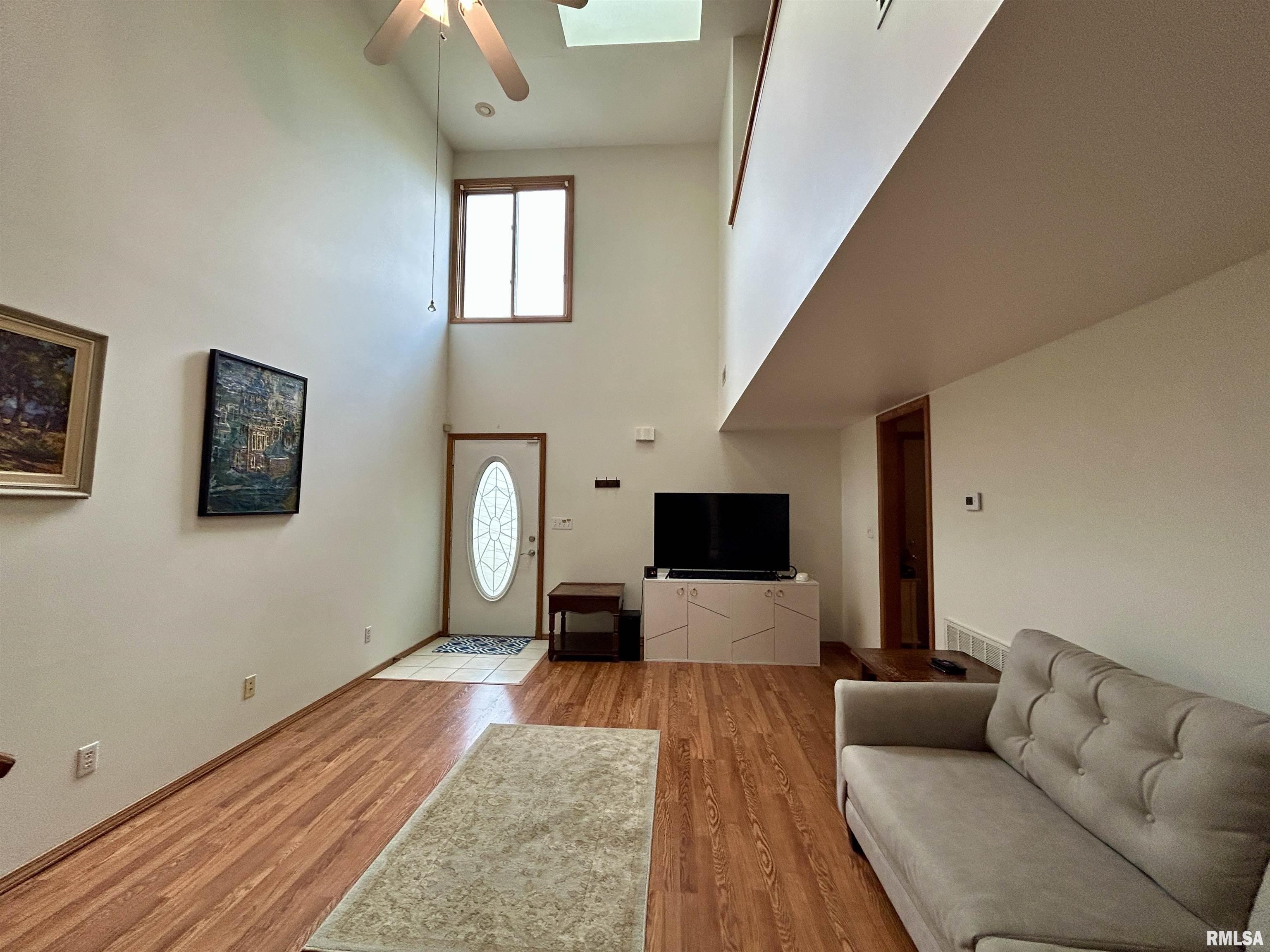 108 N Gordon Lane, Carbondale, Illinois image 4