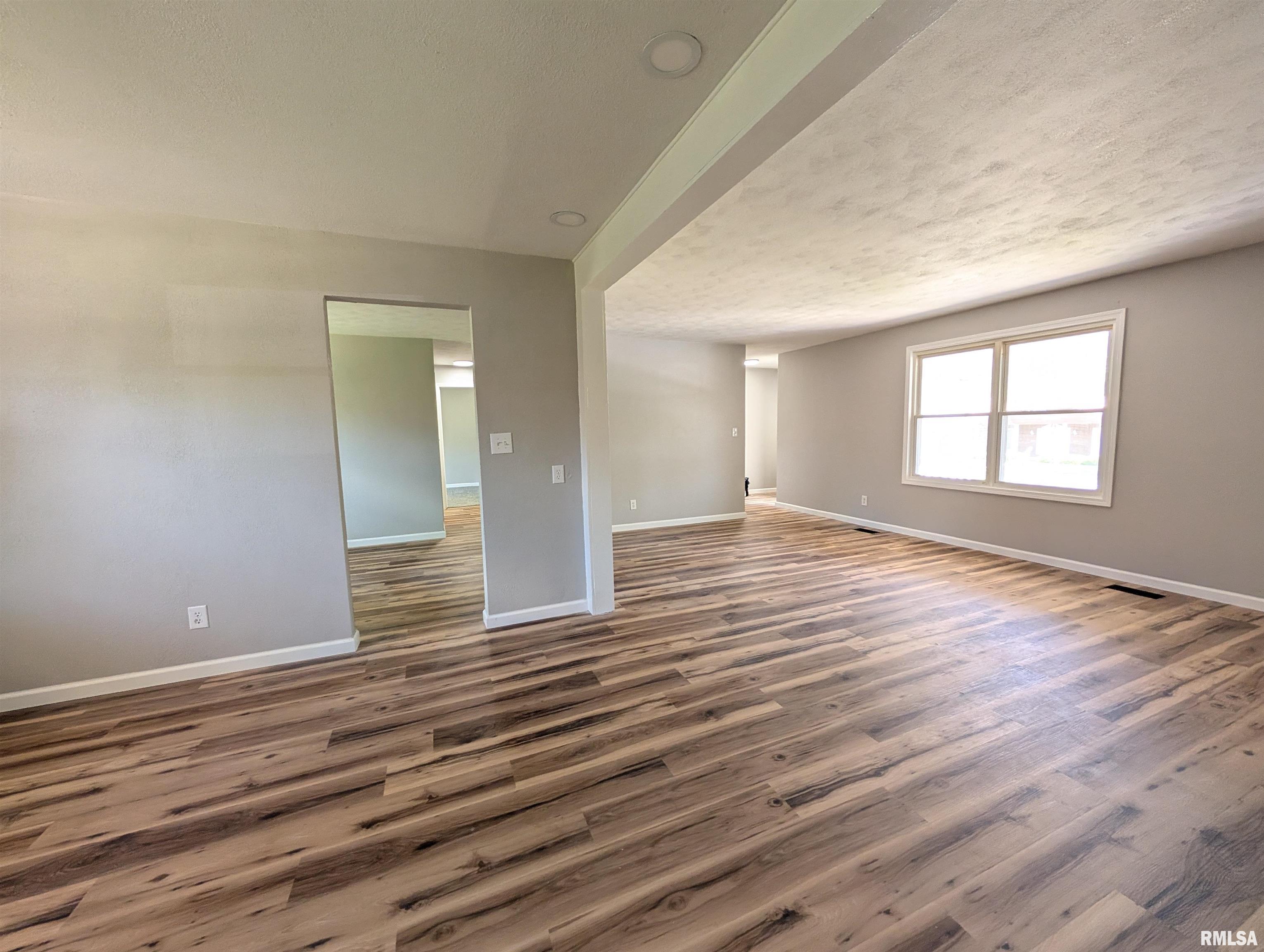 6403 N Talisman Terrace, Peoria, Illinois image 5