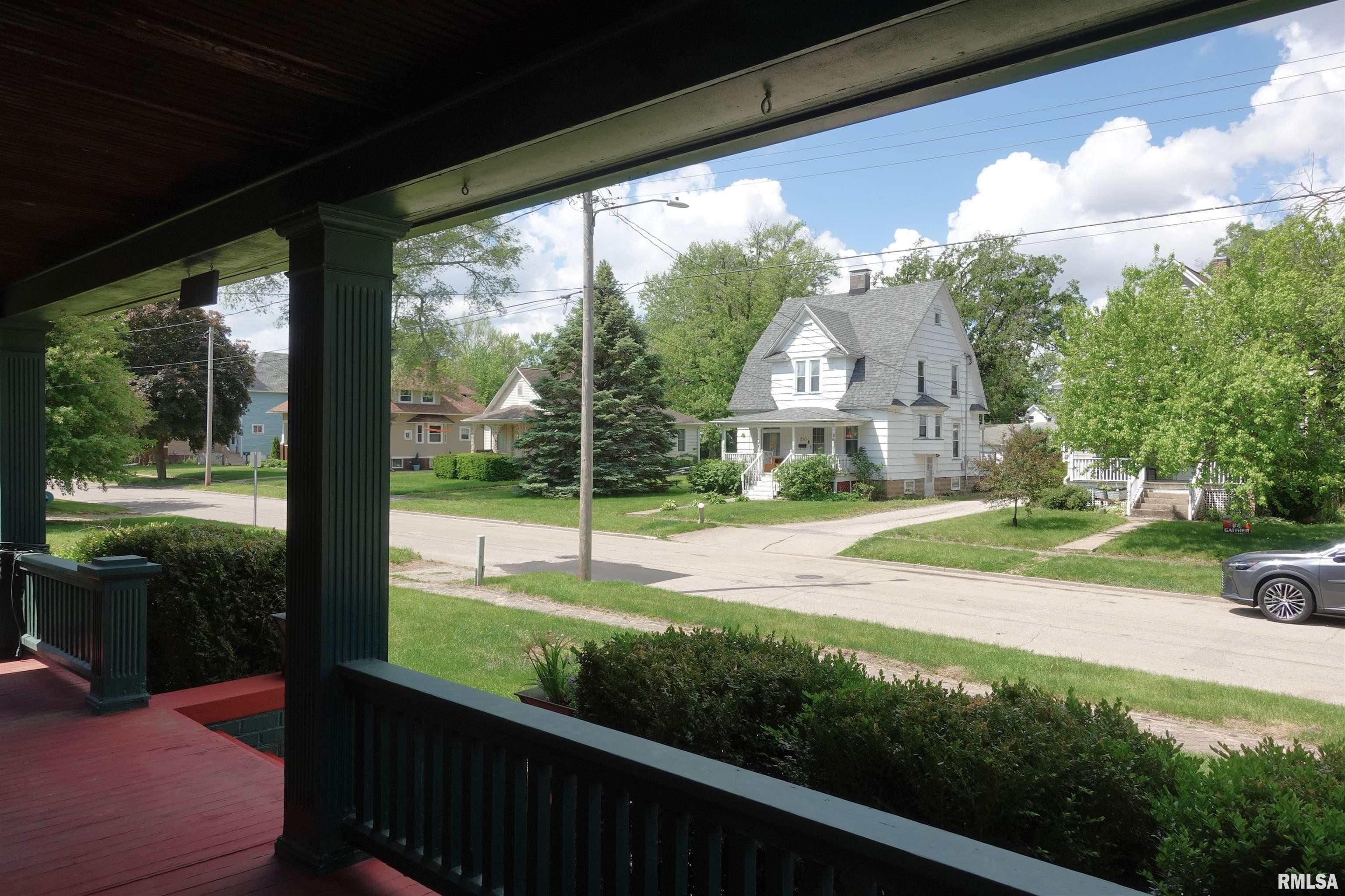 249 Olive Street, Galesburg, Illinois image 10