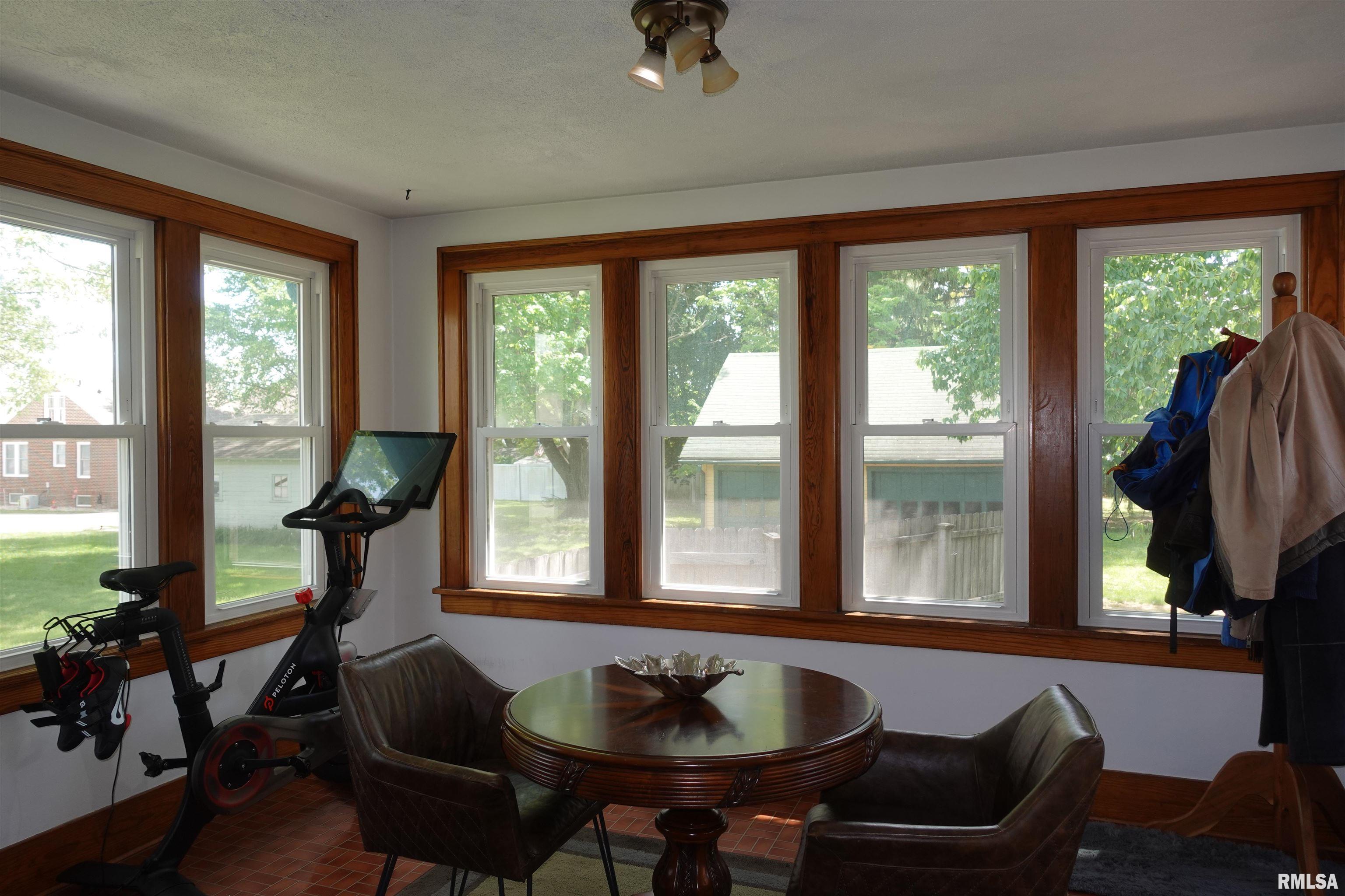 249 Olive Street, Galesburg, Illinois image 30