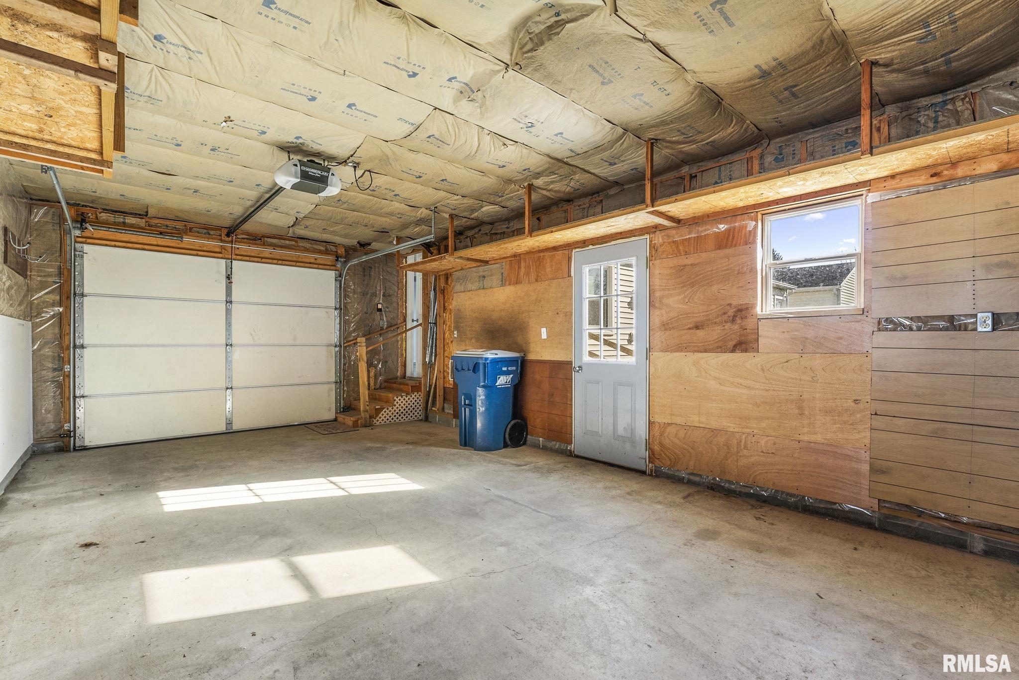 2 Jacqueline Drive, Muscatine, Iowa image 19