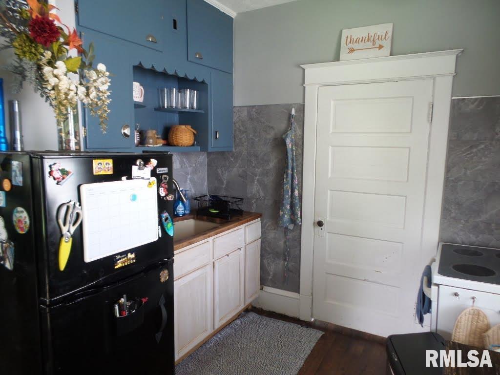 706 Mason Street, Bloomington, Illinois image 28