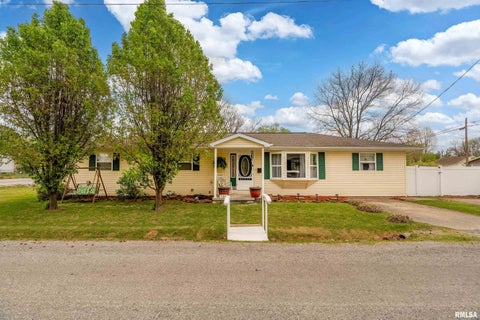 Homes For Sale - 504 N Cochran Street<br/> Franklin County, West Frankfort, IL 62896