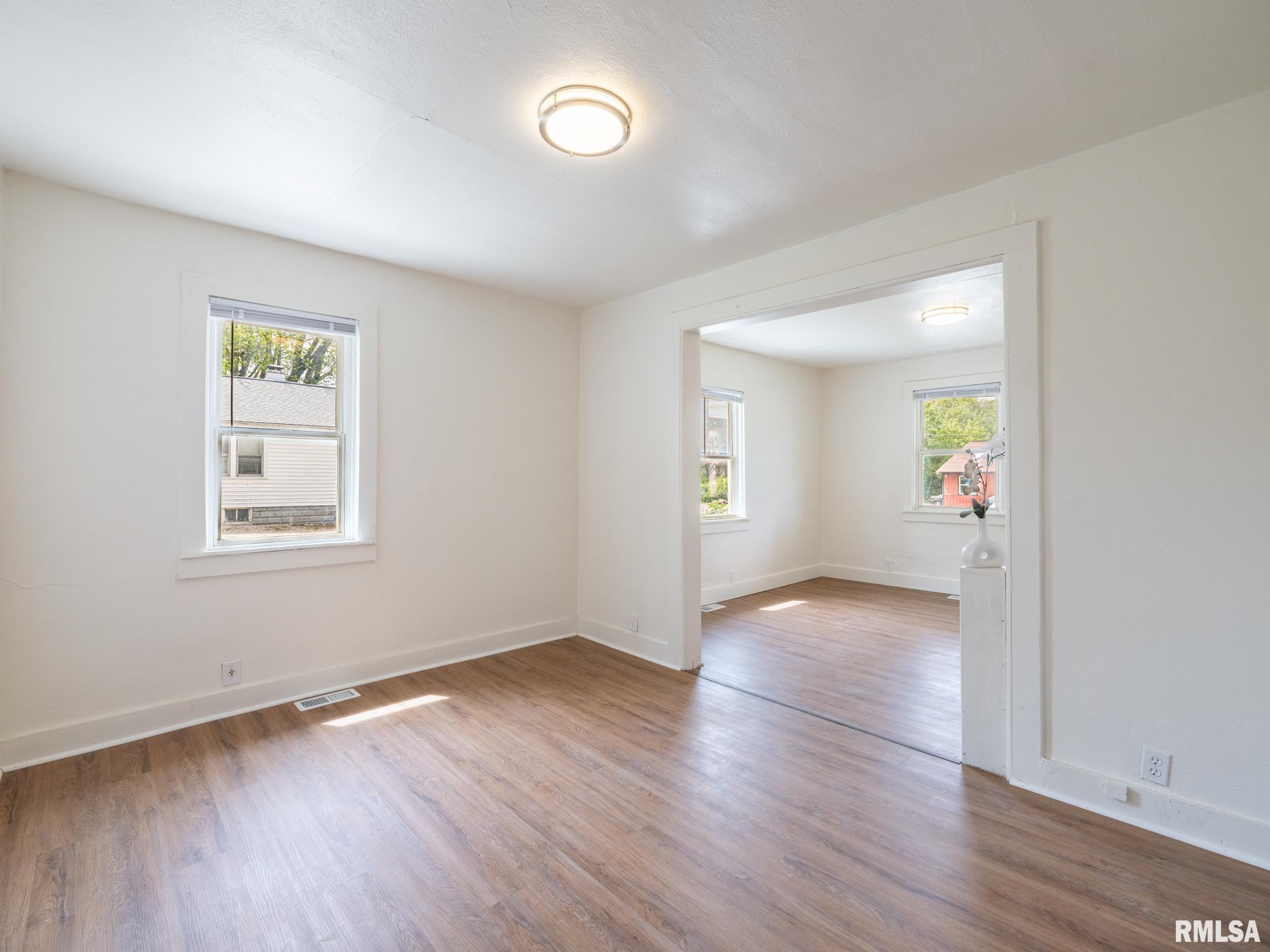 5720 W Farmington Road, Peoria, Illinois image 12
