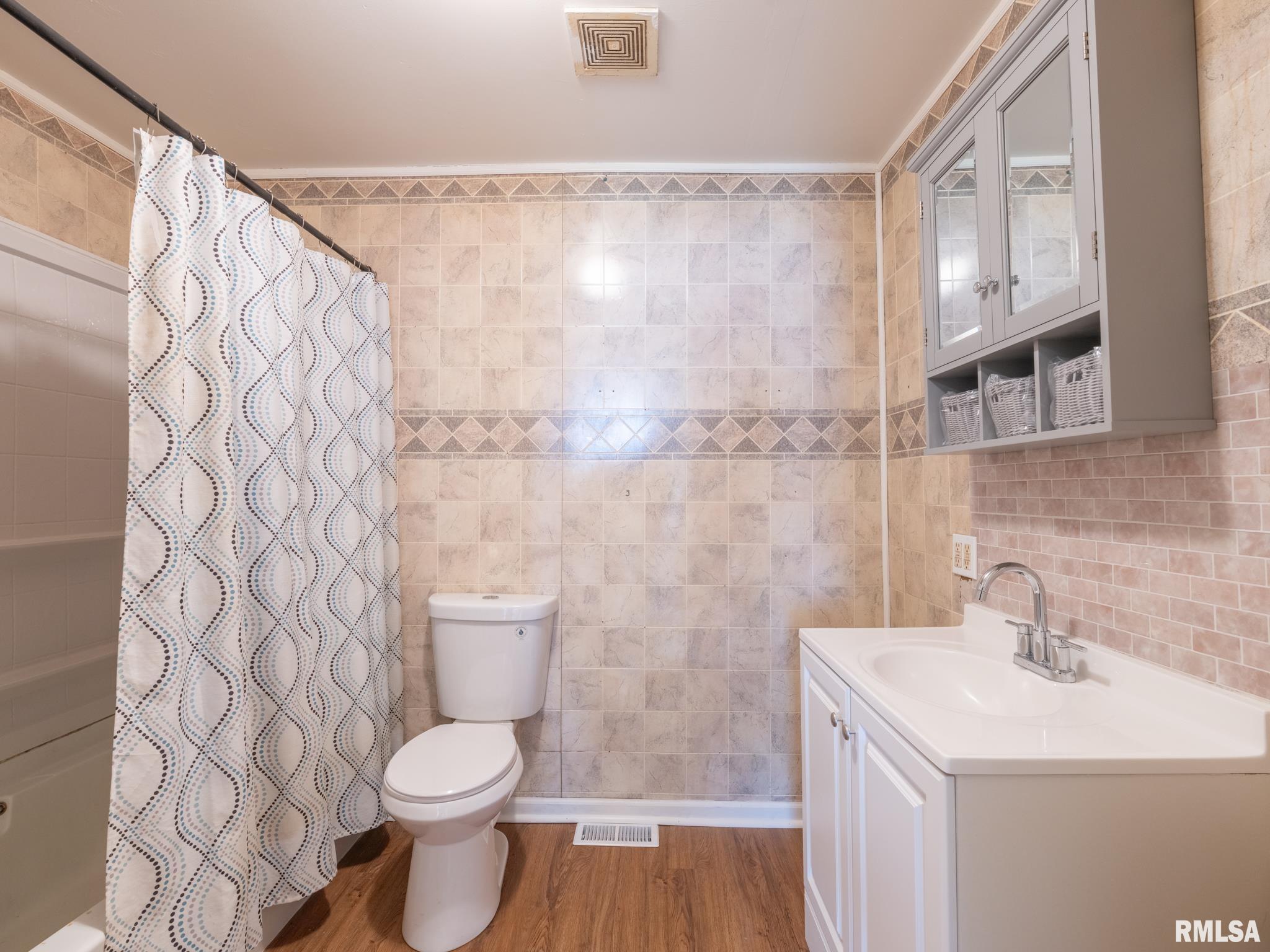 5720 W Farmington Road, Peoria, Illinois image 17