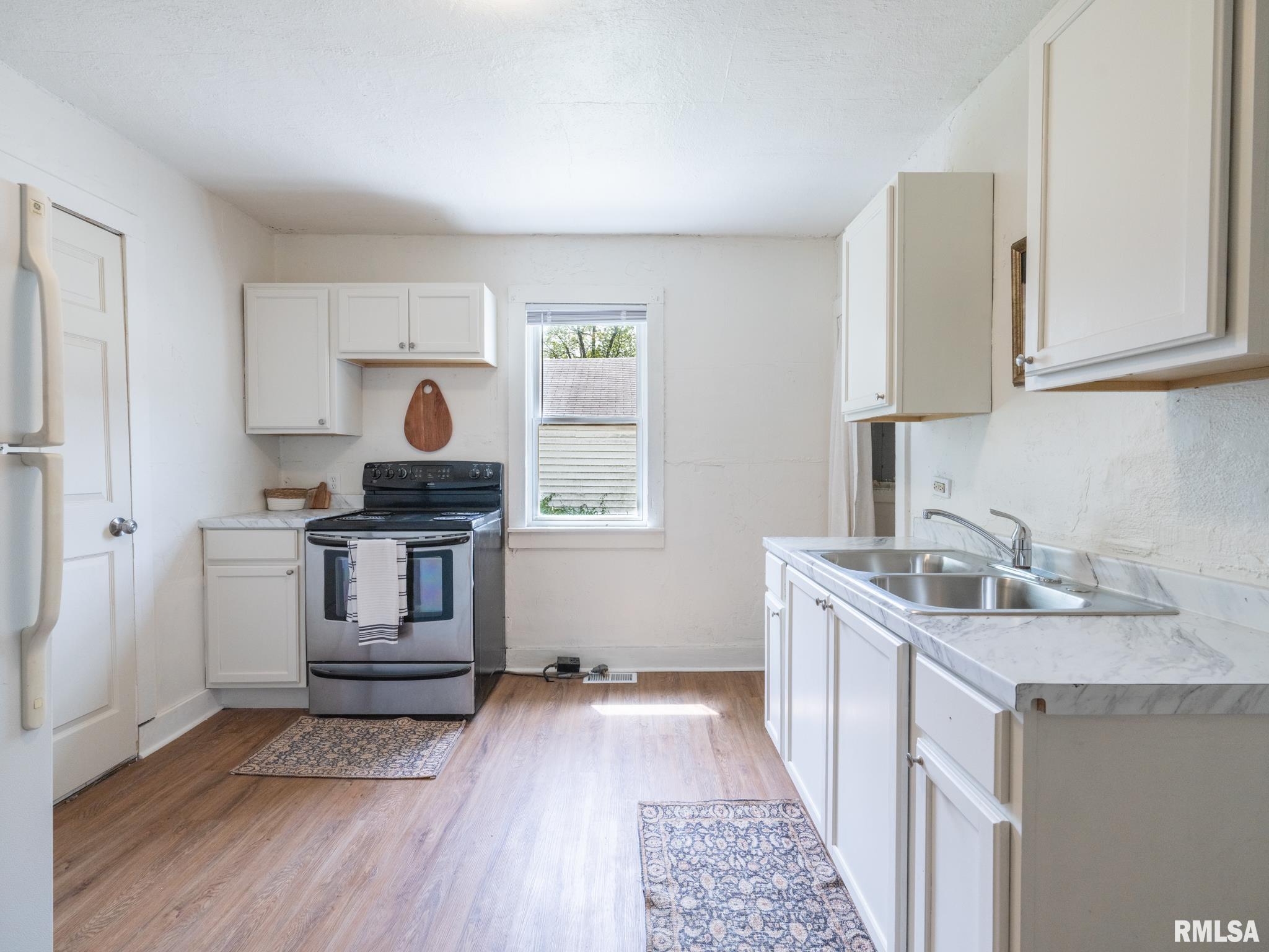 5720 W Farmington Road, Peoria, Illinois image 20