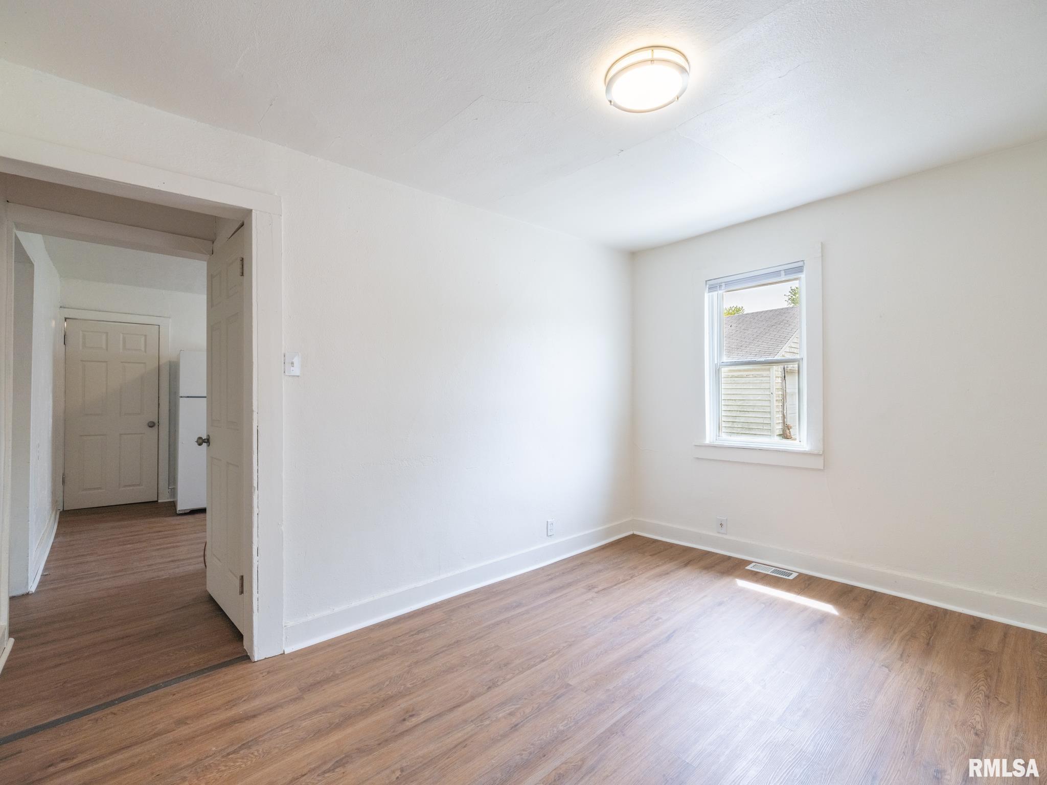 5720 W Farmington Road, Peoria, Illinois image 11