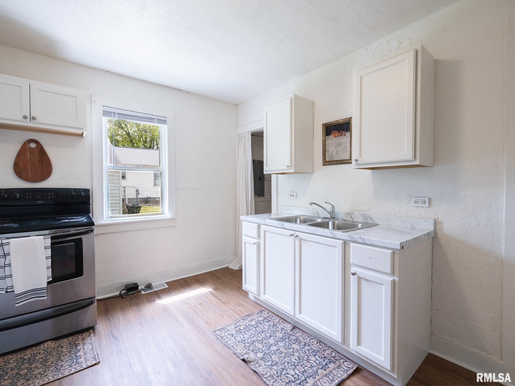 5720 W Farmington Road, Peoria, Illinois image 21