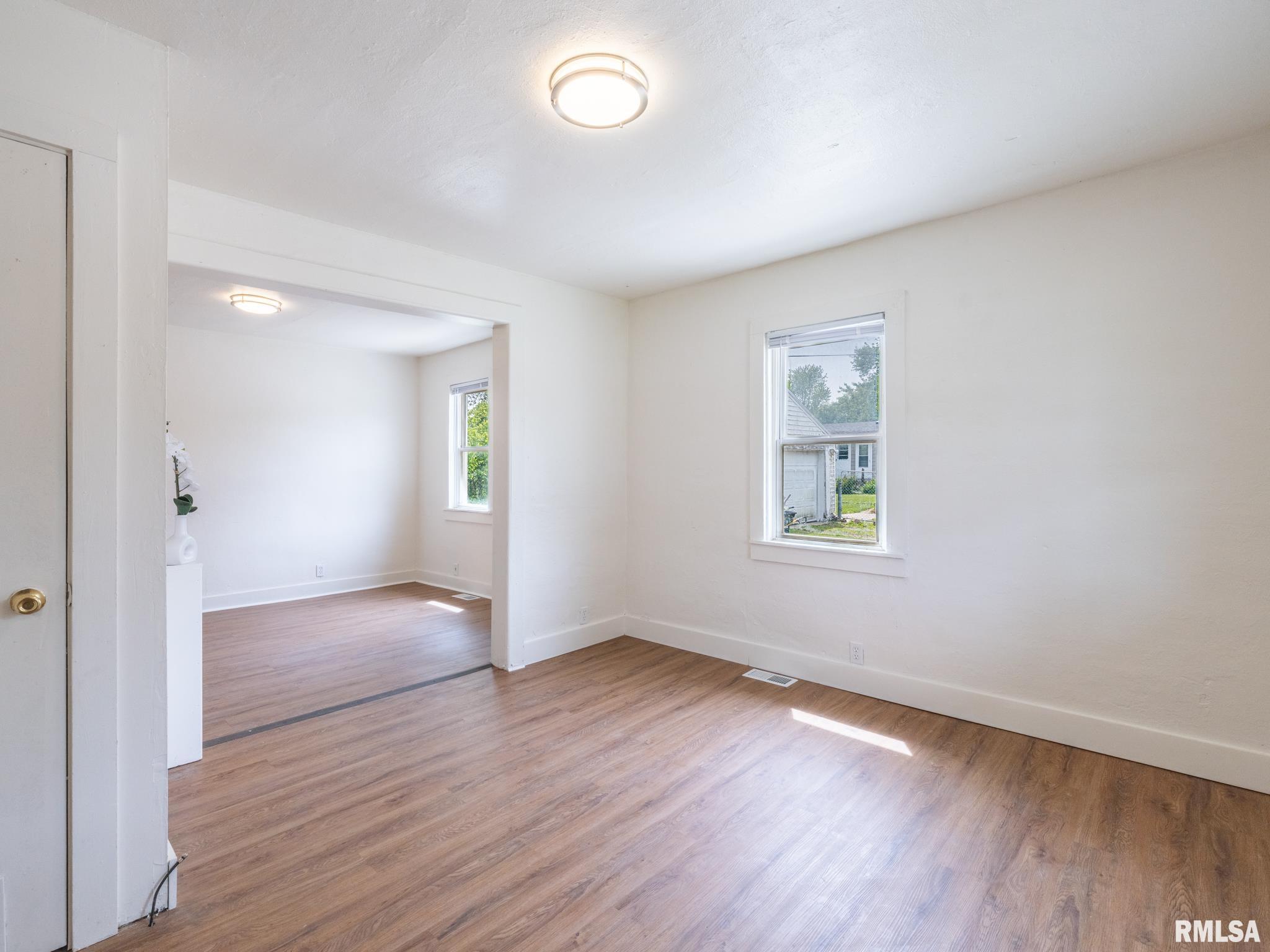 5720 W Farmington Road, Peoria, Illinois image 7