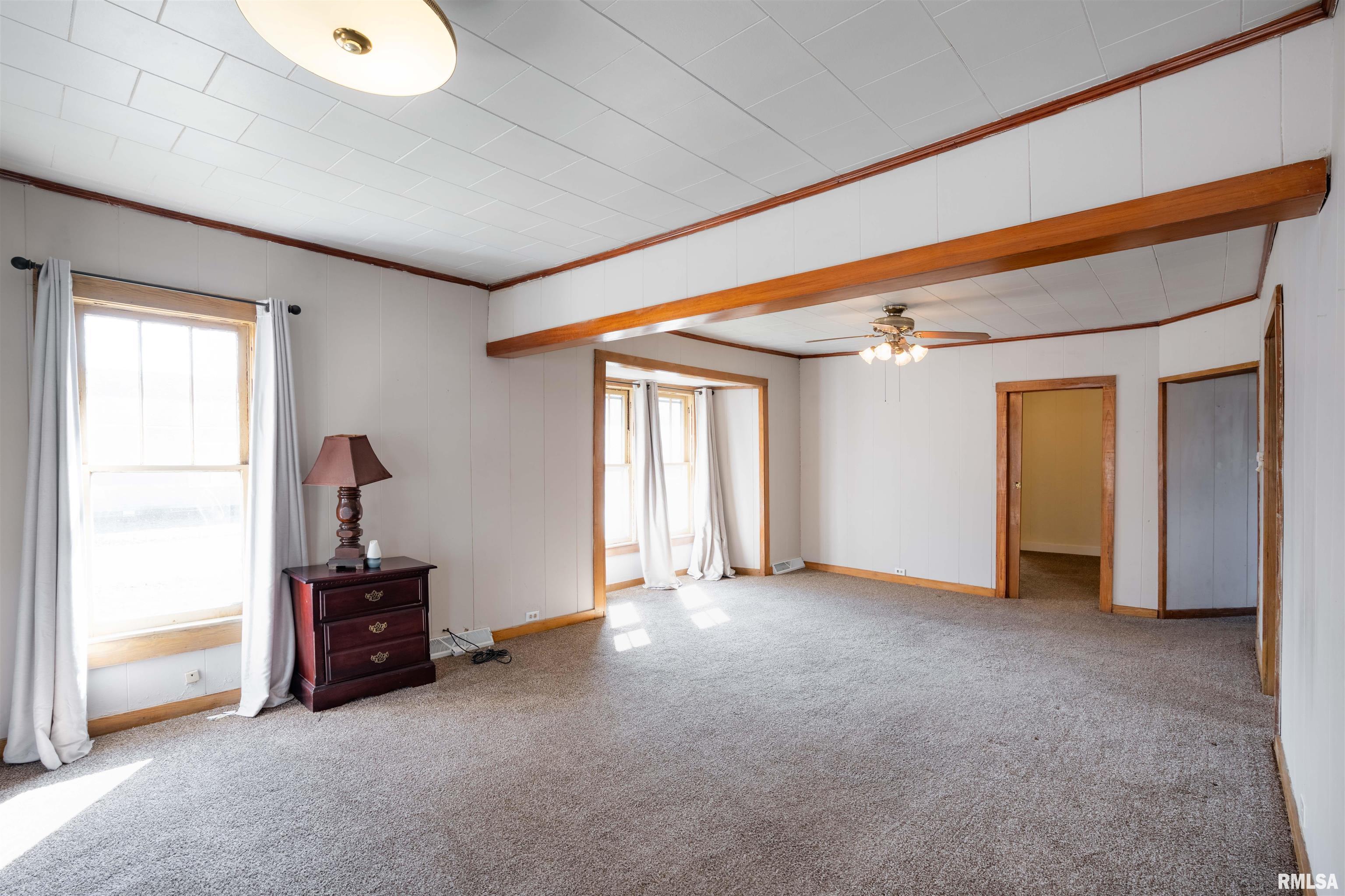 403 N Seba Street, Hurst, Illinois image 5