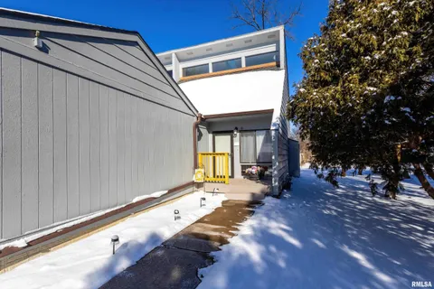 MLS: QC4260486