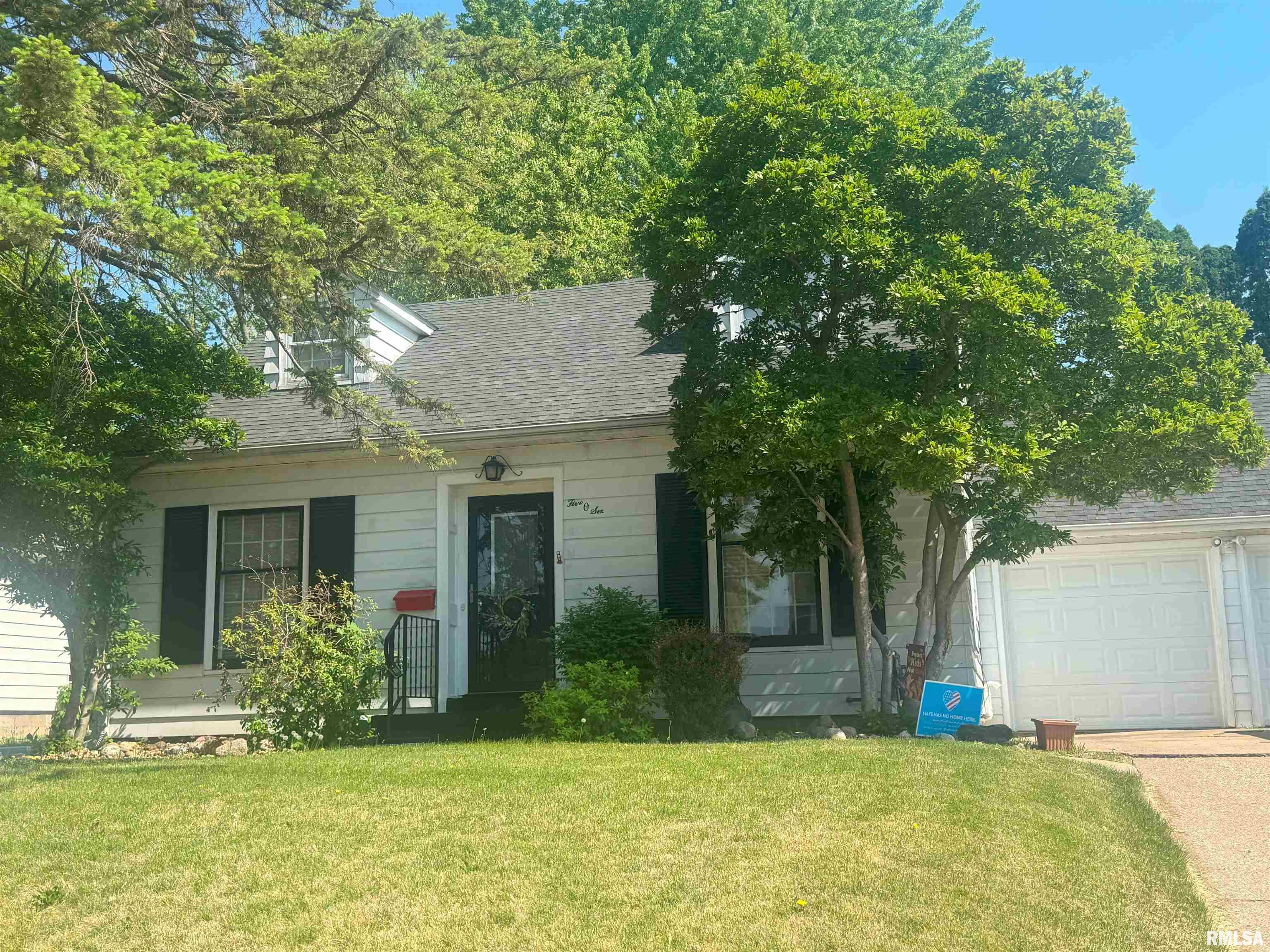 506 15th Avenue North, Clinton, Iowa image 1