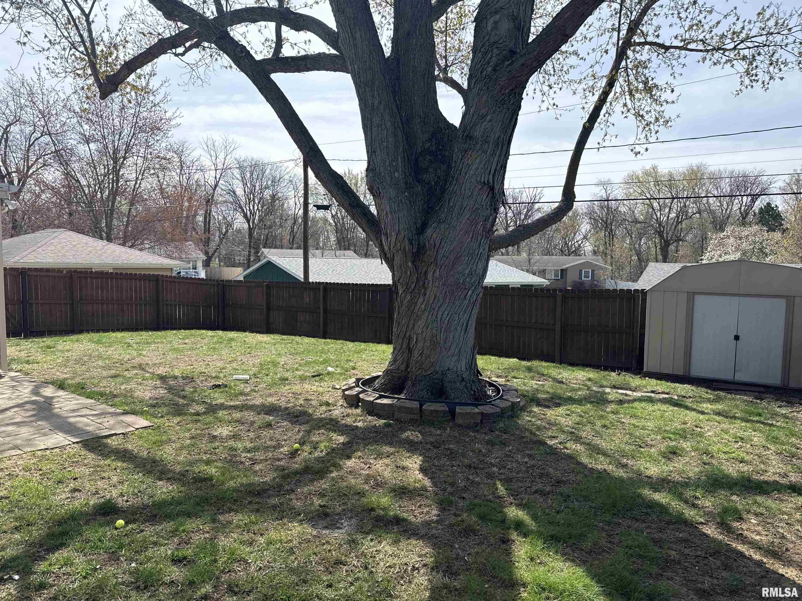 2848 39th Avenue, Rock Island, Illinois image 16