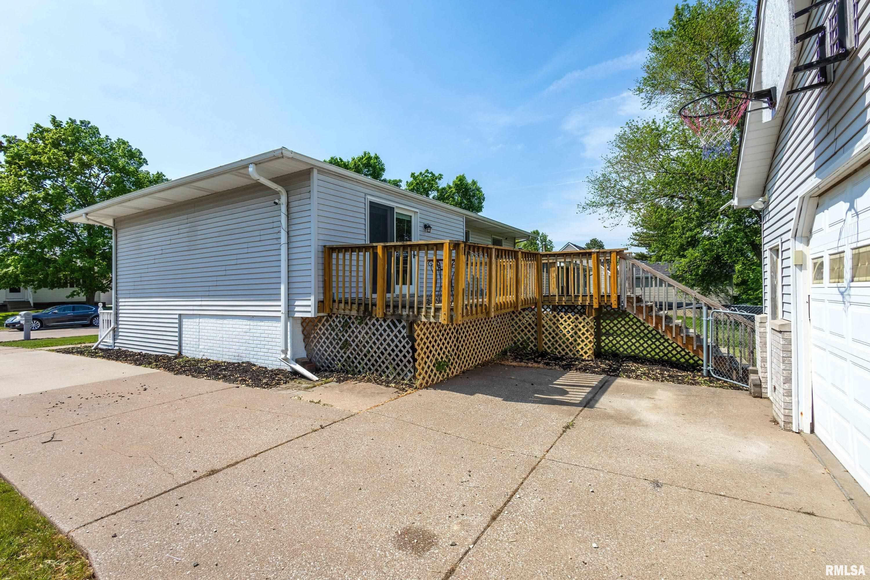 1413 N Pioneer Street, Davenport, Iowa image 20