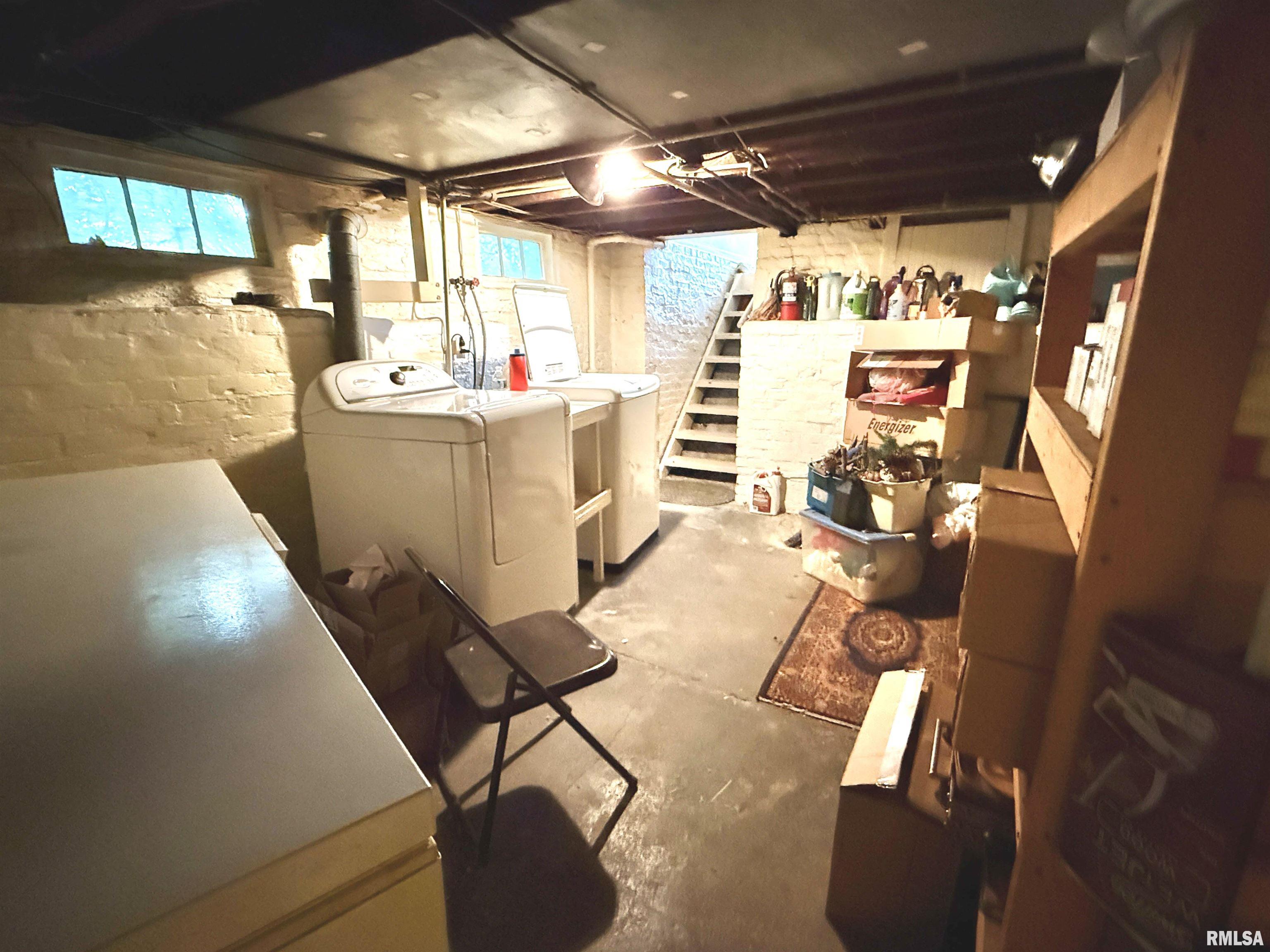 103 N Cedar Avenue, West Peoria, Illinois image 21