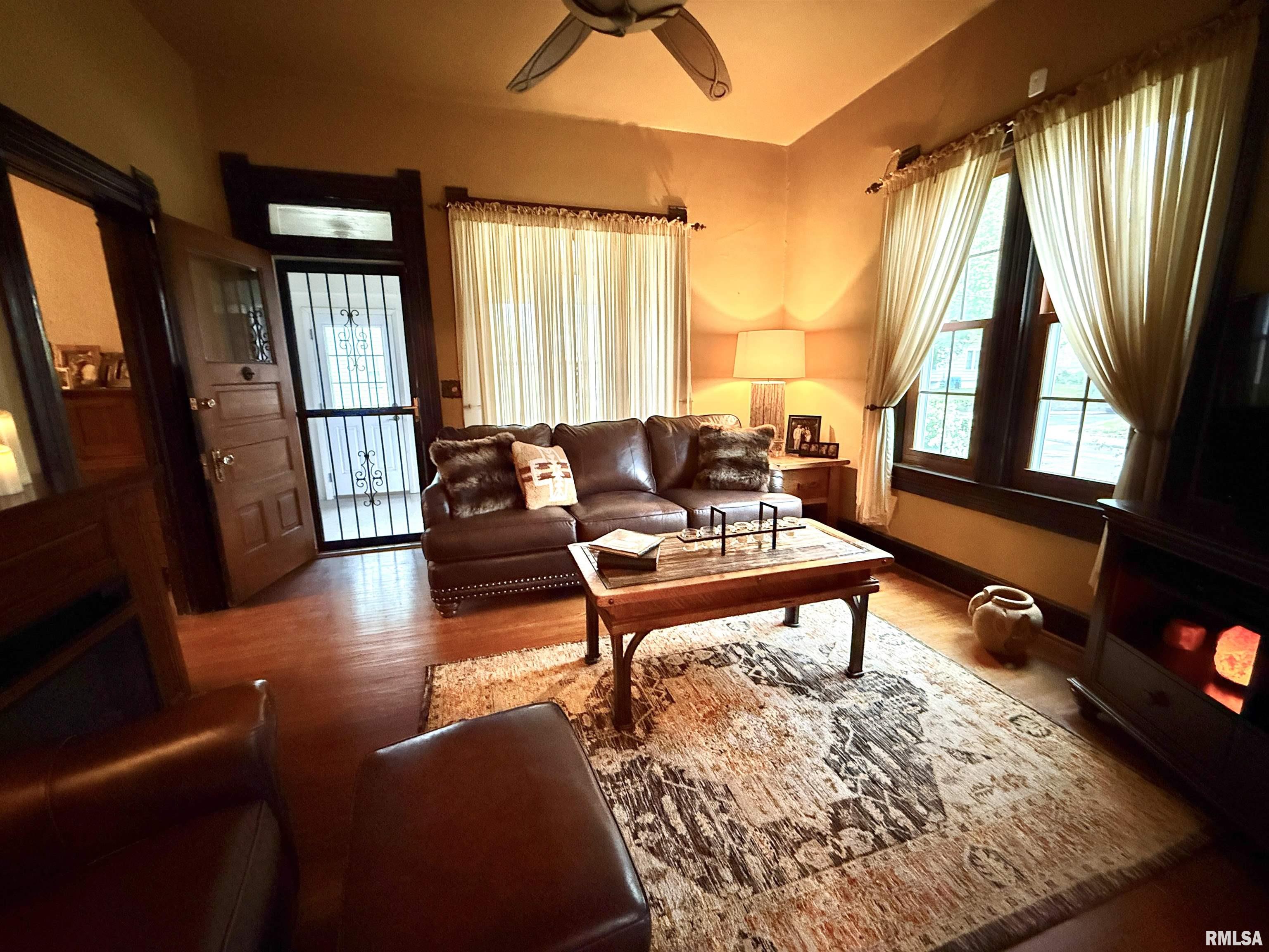 103 N Cedar Avenue, West Peoria, Illinois image 5