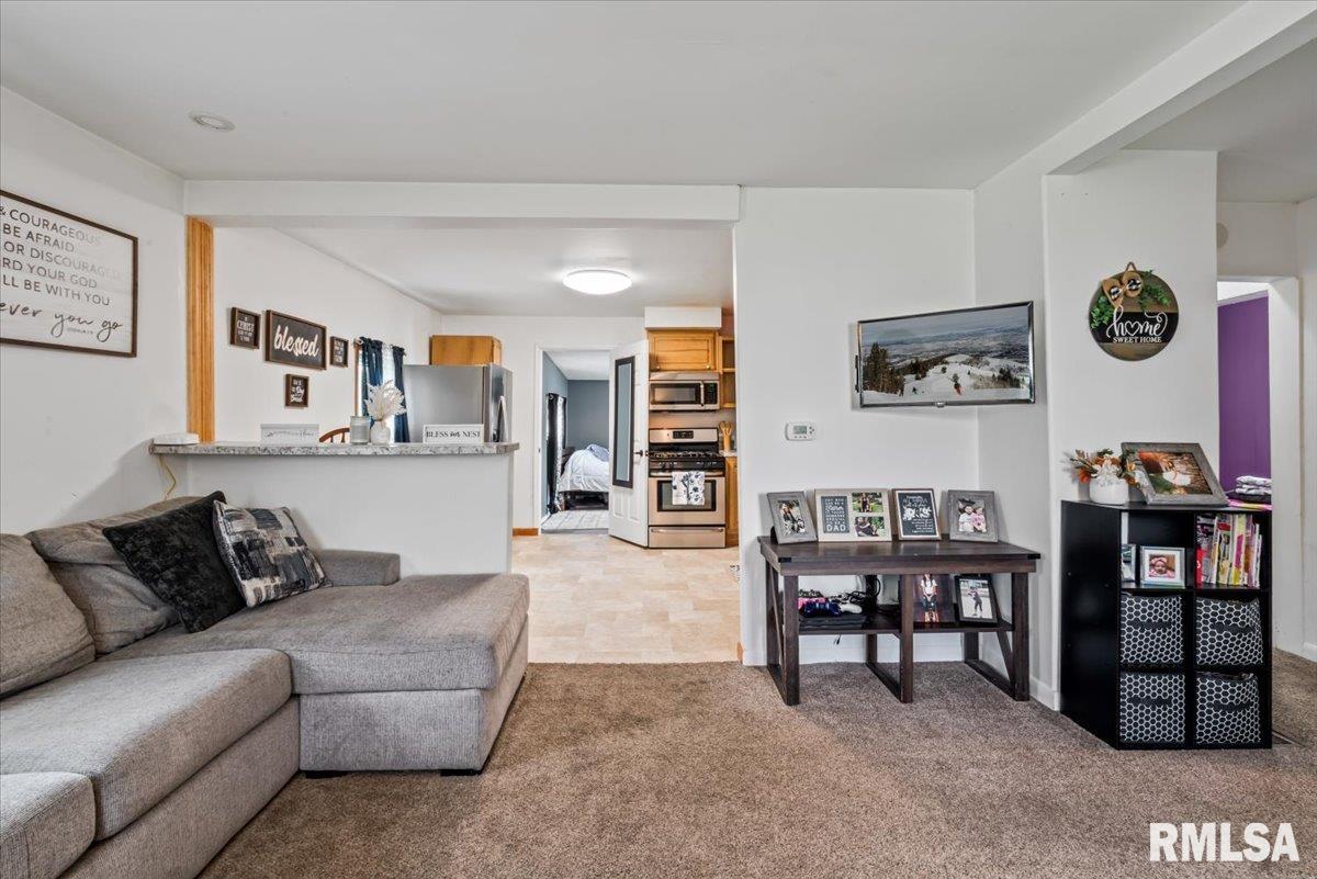1823 W 48th Street, Davenport, Iowa image 14