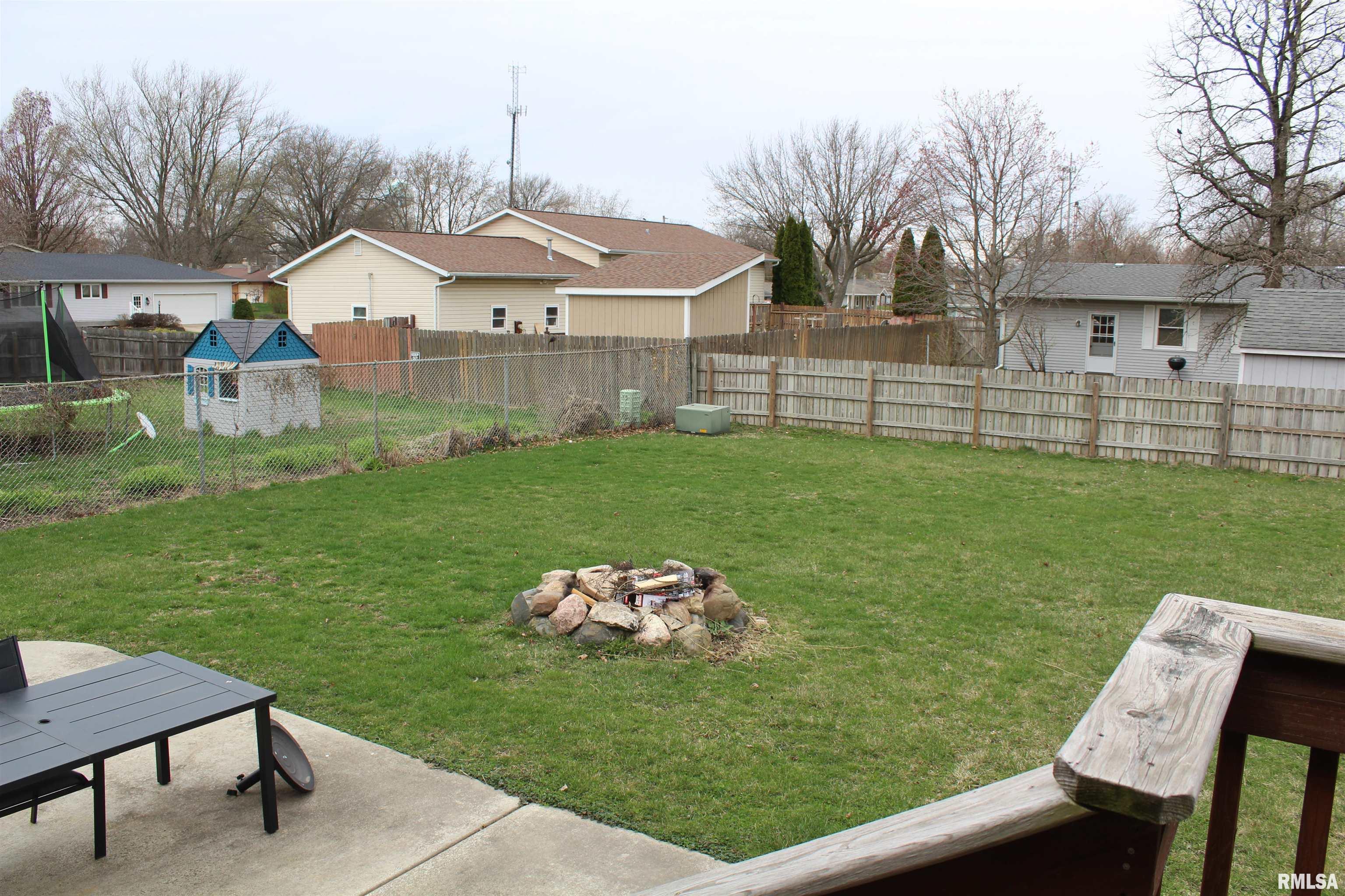 511 Manor Drive, Metamora, Illinois image 7