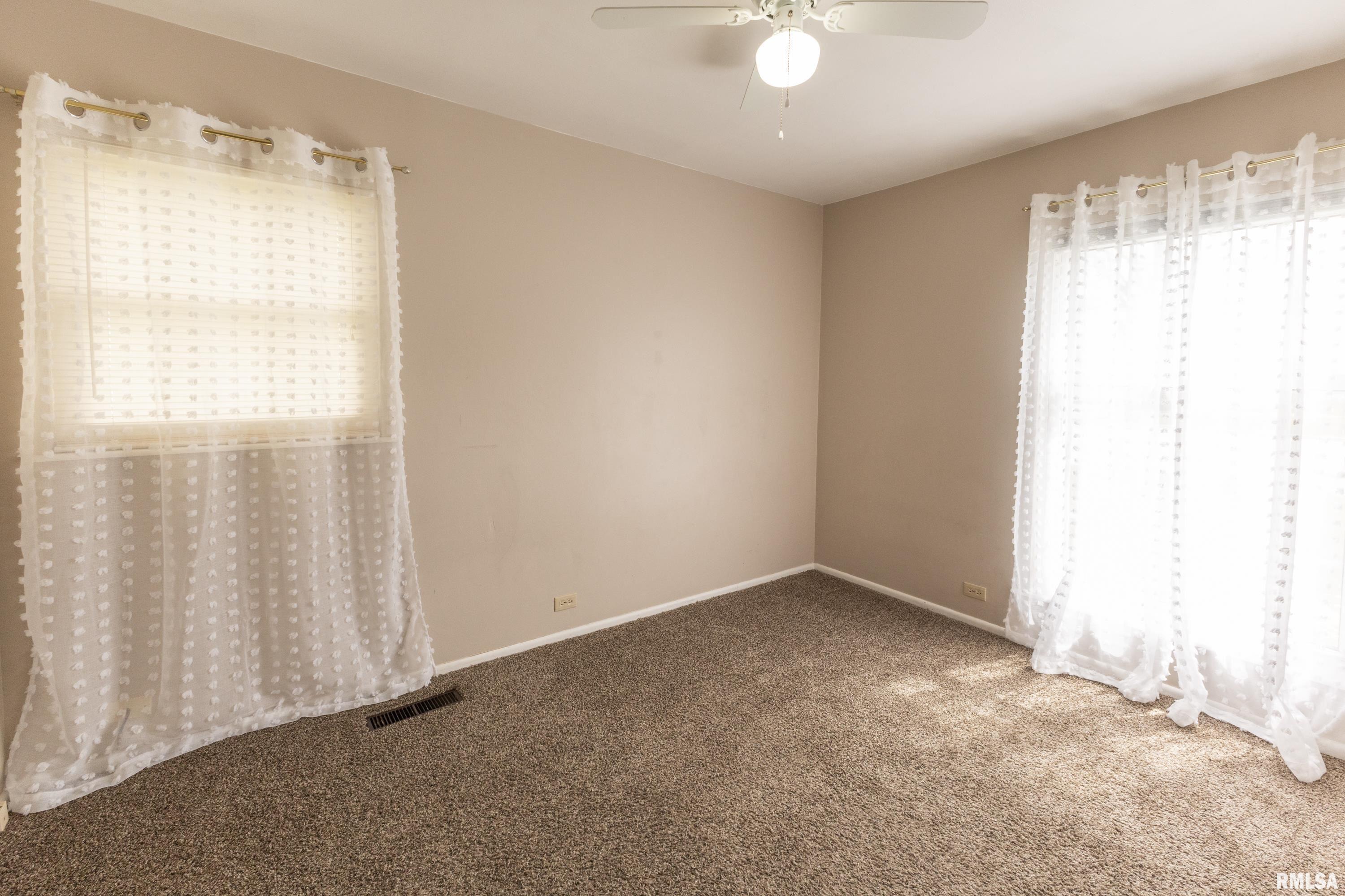 3821 State Street, Quincy, Illinois image 8