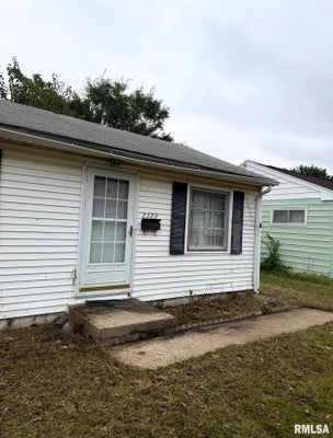 2323 E RESERVOIR ST, SPRINGFIELD, IL 62702 - Image 36822b970c25cba71ea53c0a0f8669d2/3243776256