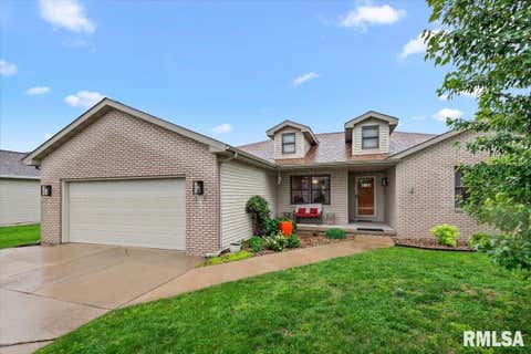 Homes For Sale - 1208 Oakbrook Avenue<br/> Sangamon County, Chatham, IL 62629