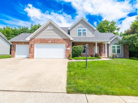 Homes For Sale - 7008 N Bradford Place<br/> Peoria, IL 61614
