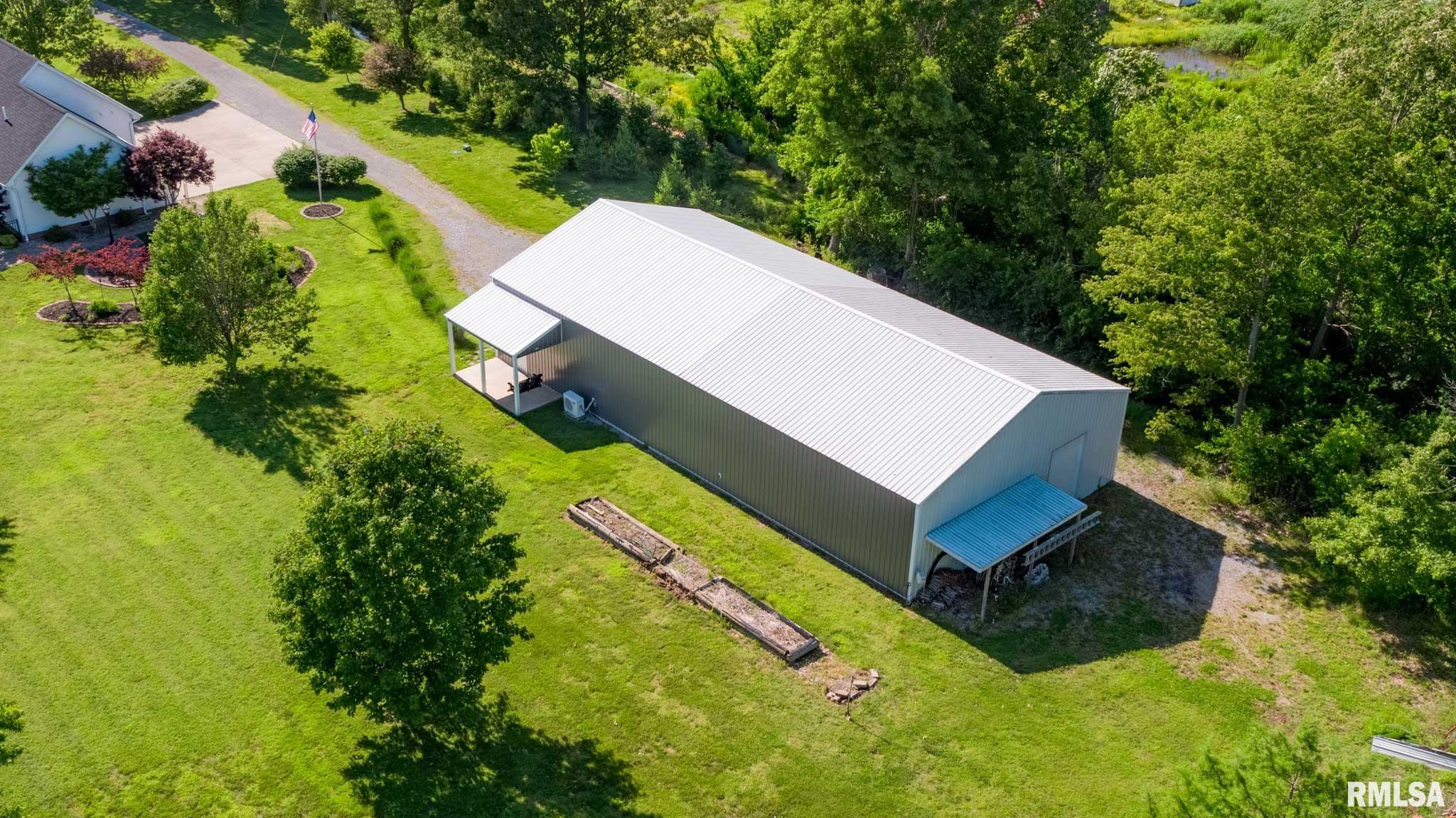 178 Bixler Road, Eldorado, Illinois image 4