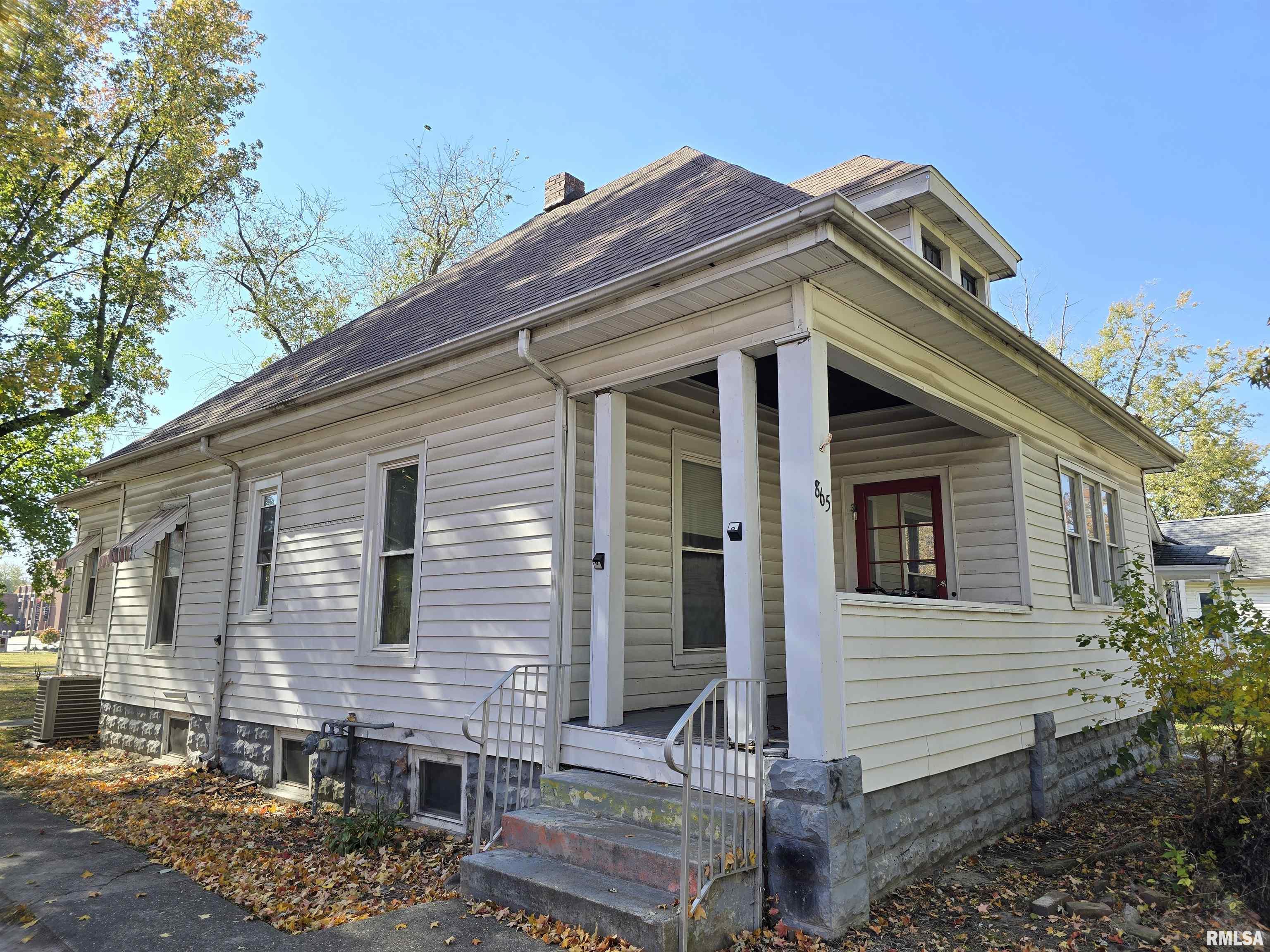 865 E Broadway Street, Centralia, Illinois image 1