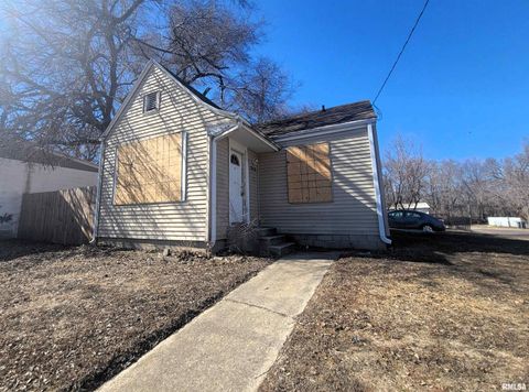 Homes For Sale - 515 N 2nd Street<br/> Tazewell County, Pekin, IL 61554