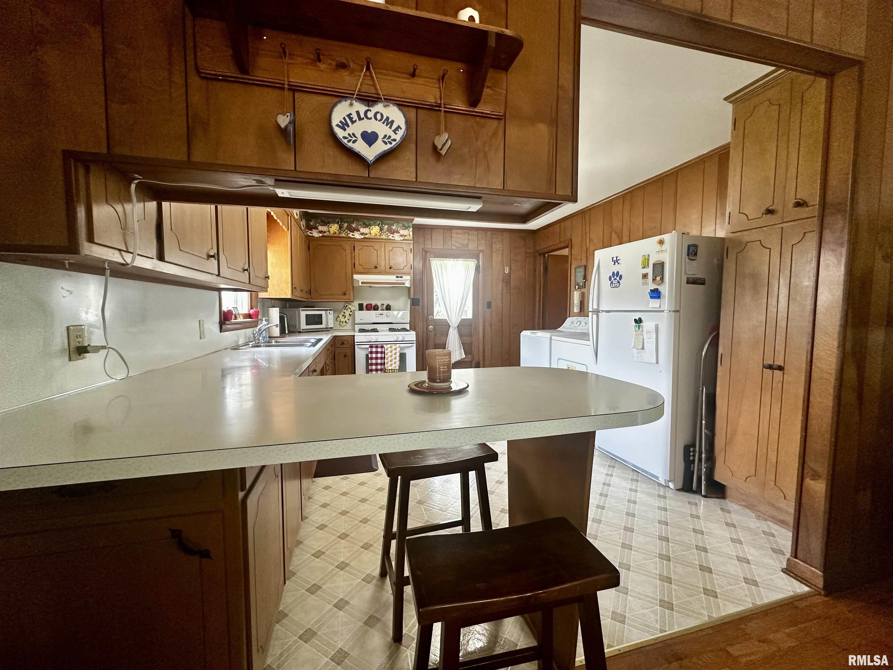 1105 Kerr Street, Eldorado, Illinois image 7