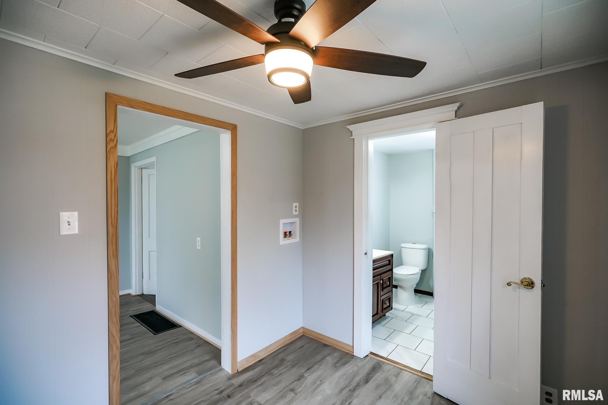 165 N Gold Street, Farmington, Illinois image 36
