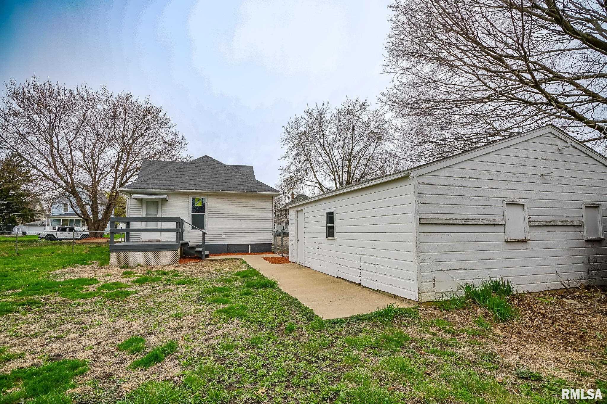 165 N Gold Street, Farmington, Illinois image 49