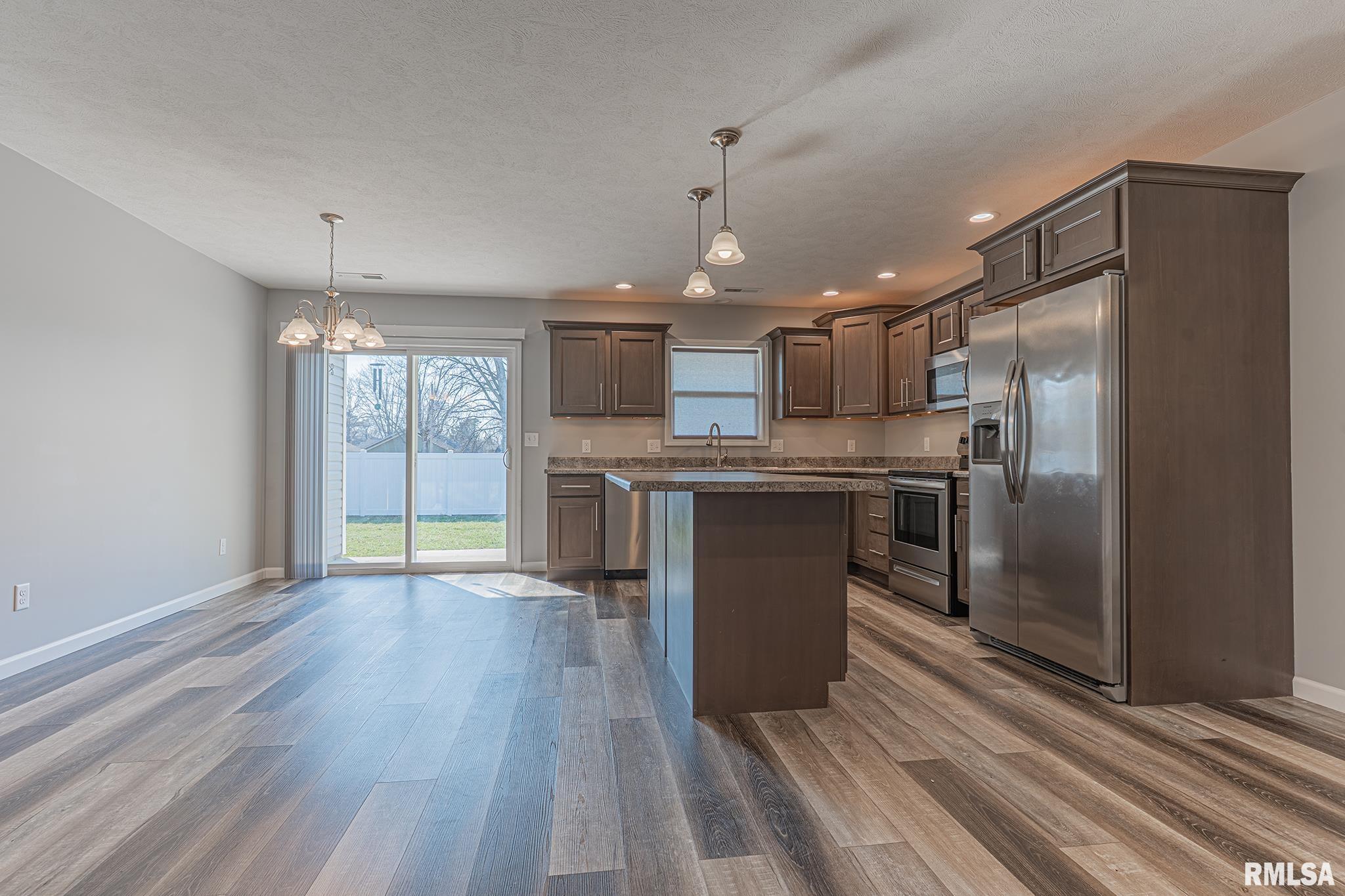 402 S Maple Street, Carterville, Illinois image 11