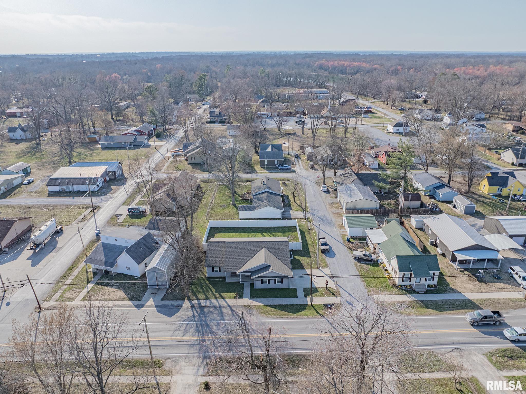 402 S Maple Street, Carterville, Illinois image 42