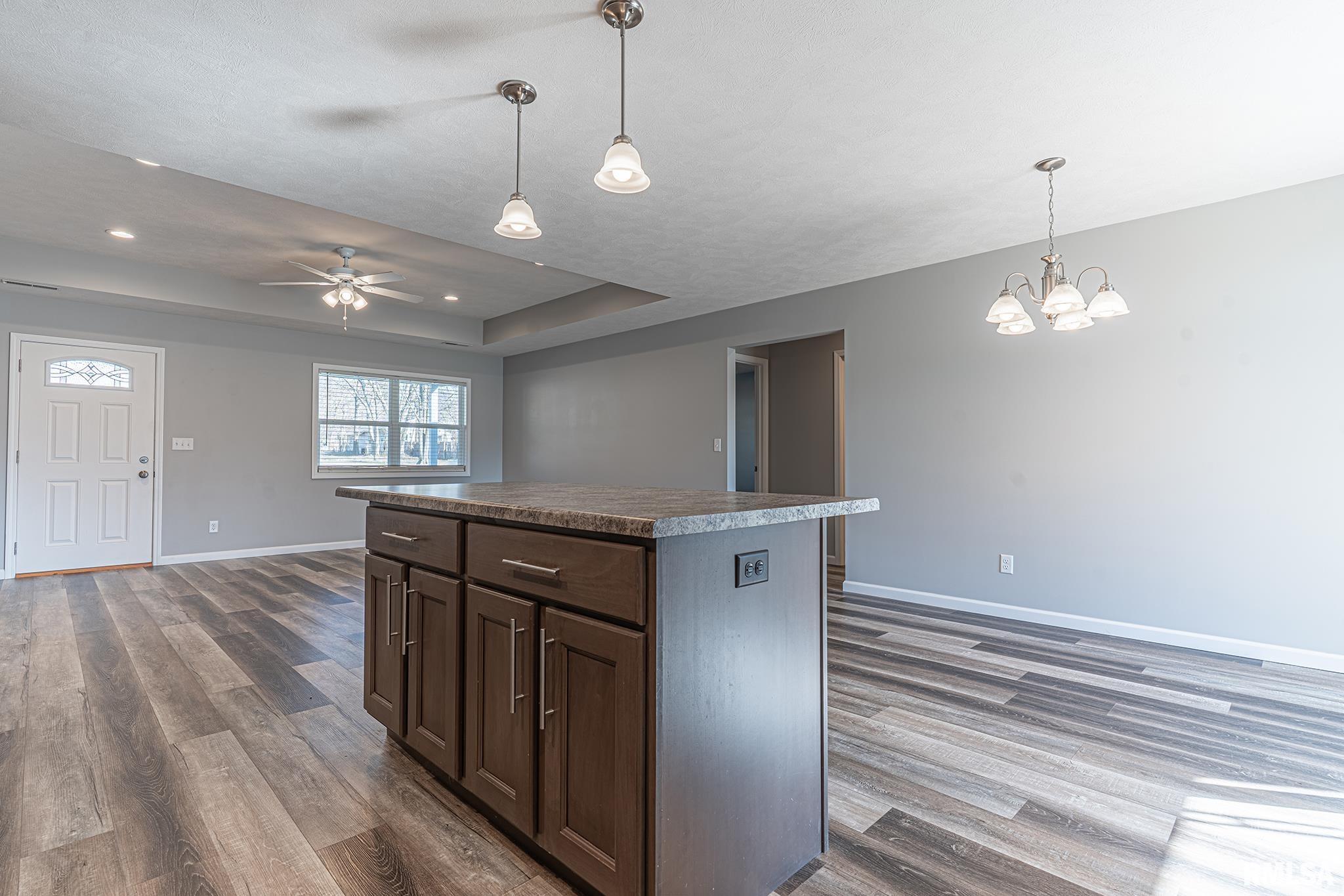 402 S Maple Street, Carterville, Illinois image 18