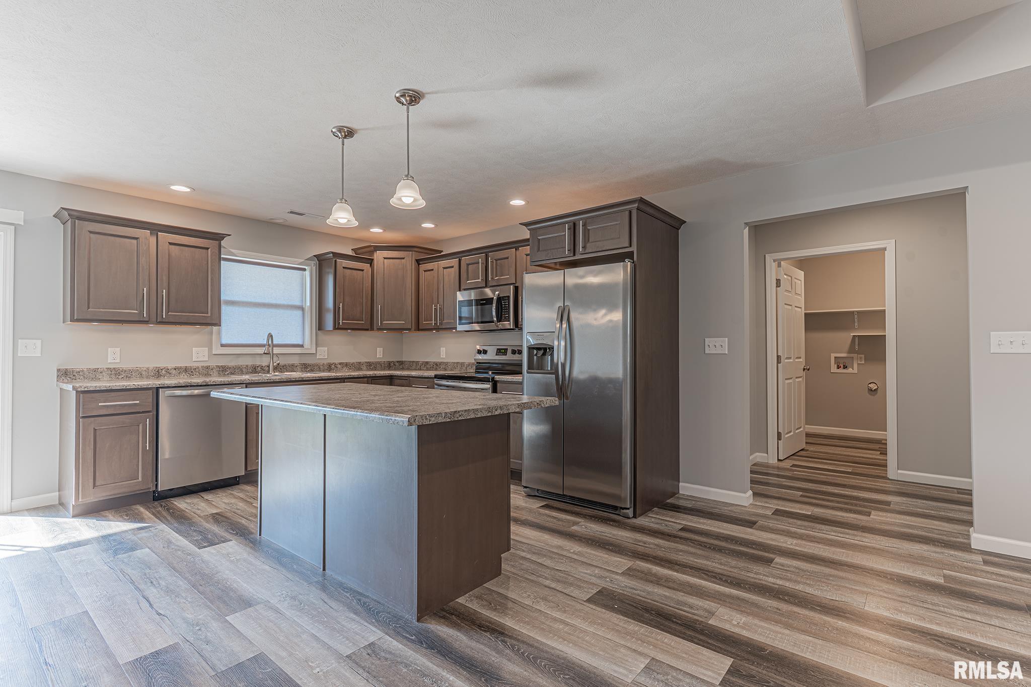 402 S Maple Street, Carterville, Illinois image 12