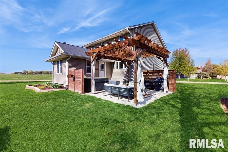 100 S 27th Avenue, Eldridge, Iowa image 32