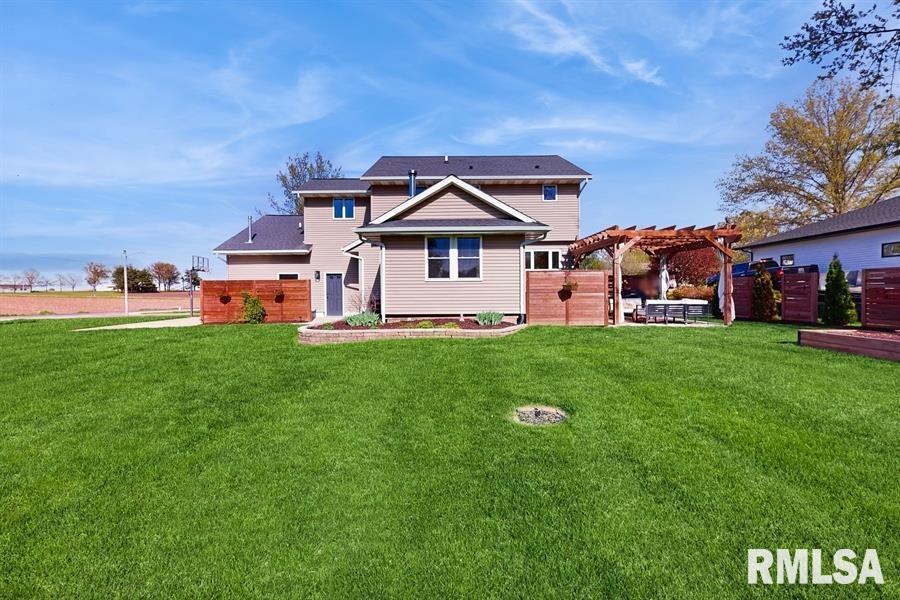 100 S 27th Avenue, Eldridge, Iowa image 34