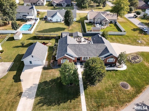 Homes For Sale - 1803 Reveille Road<br/> Marion, IL 62959