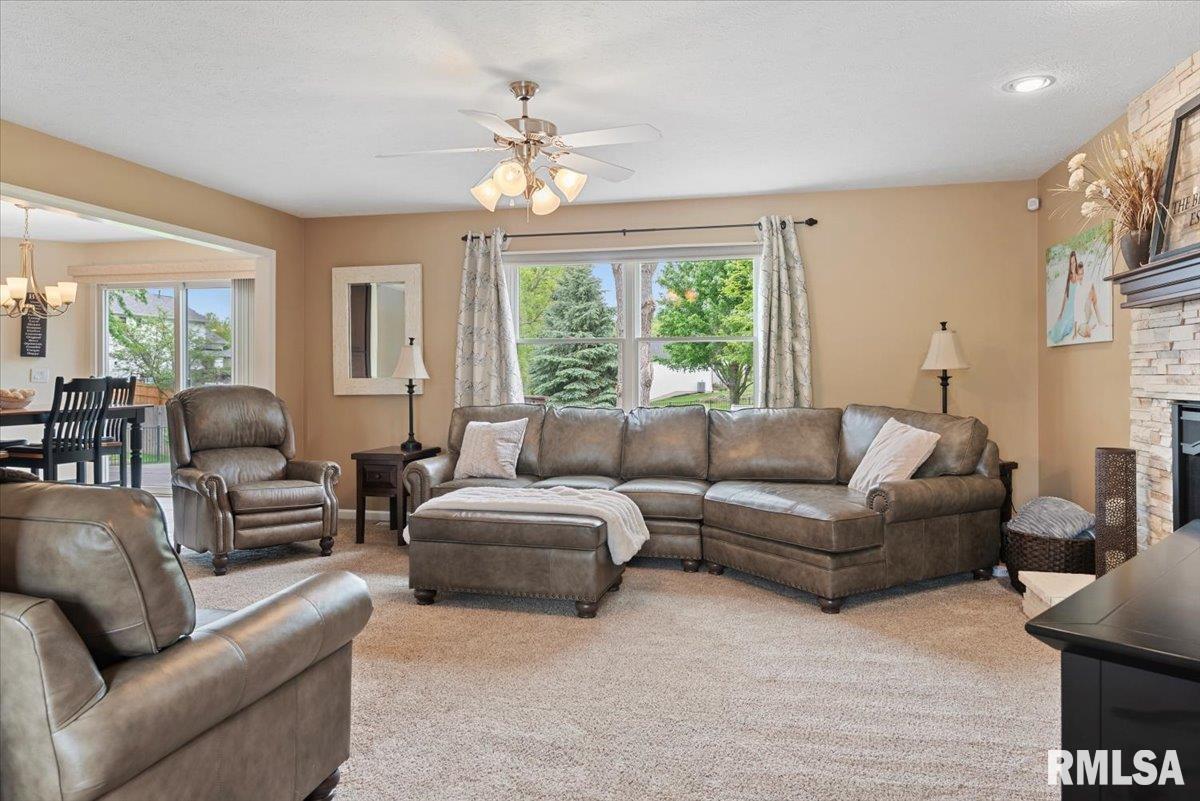 1509 Saltcedar Court, Springfield, Illinois image 9