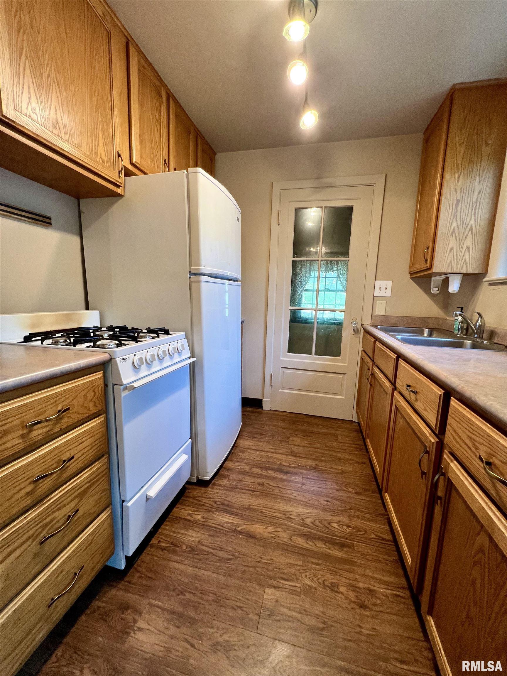 3752 12th Street, Rock Island, Illinois image 12