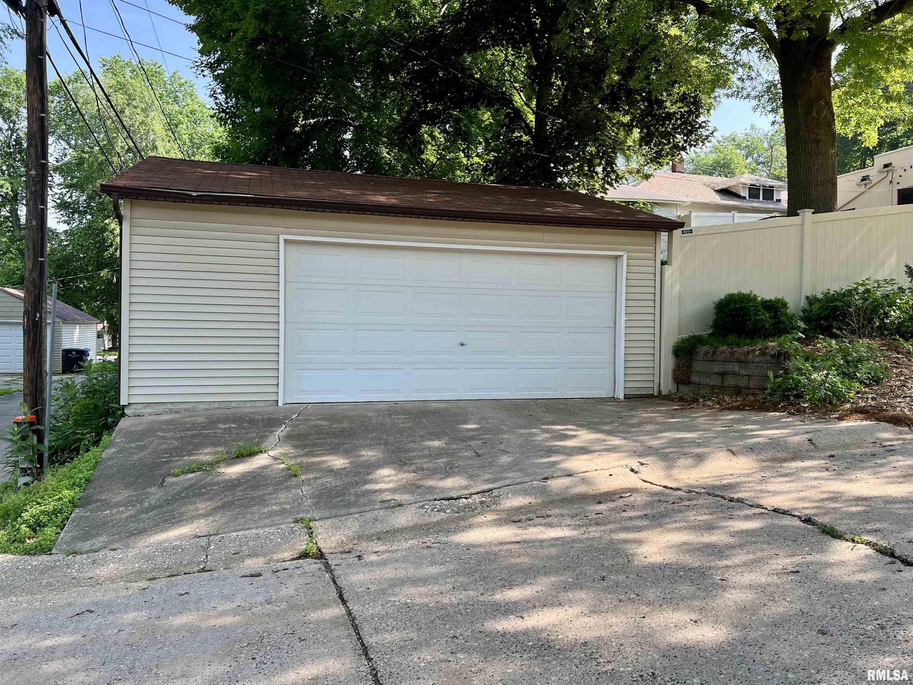 3752 12th Street, Rock Island, Illinois image 19