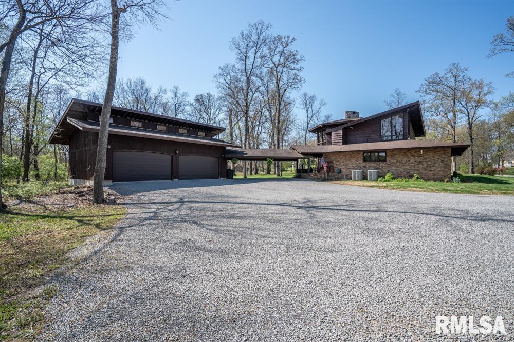 509 Forest Drive, Herrin, Illinois image 3