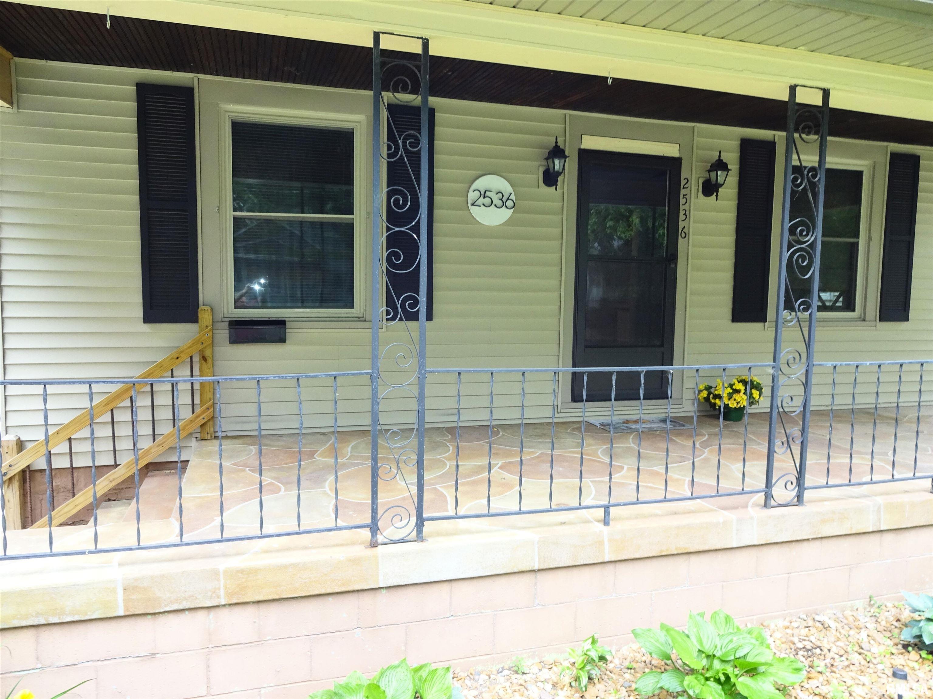 2536 S 10th Street, Springfield, Illinois image 2