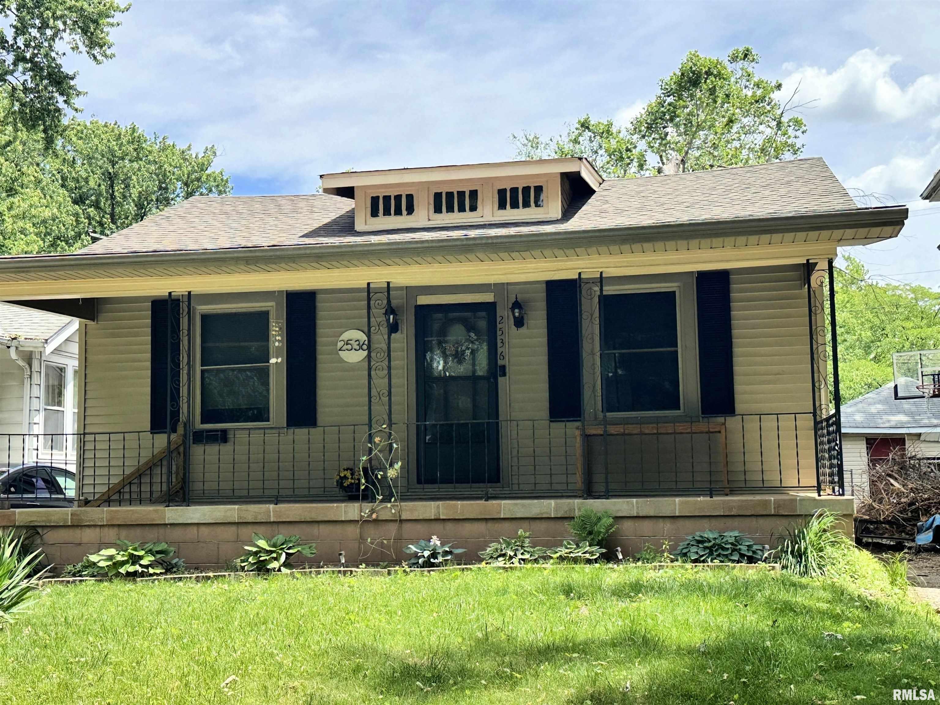 2536 S 10th Street, Springfield, Illinois image 1