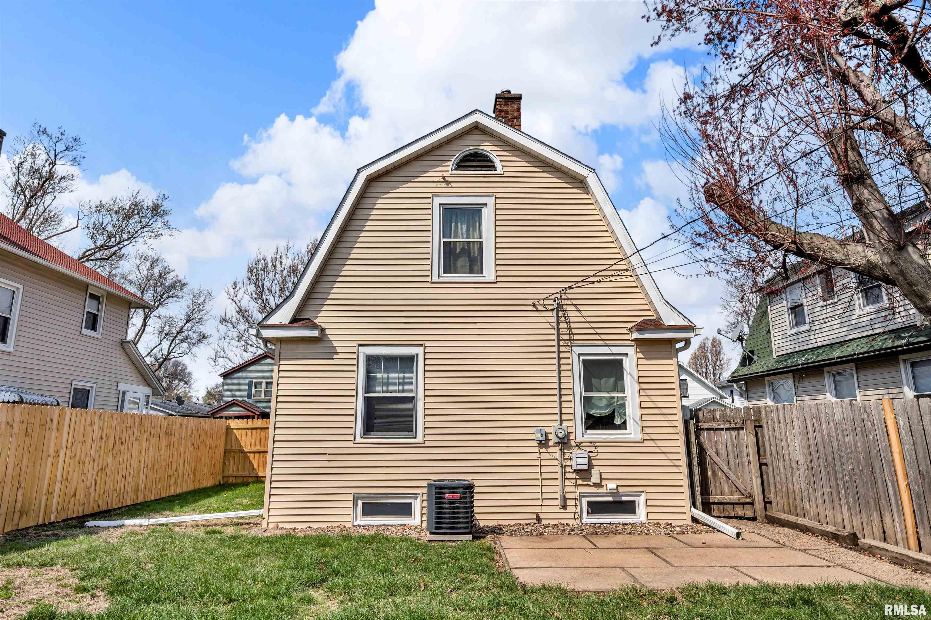 1433 40th Street, Rock Island, Illinois image 4